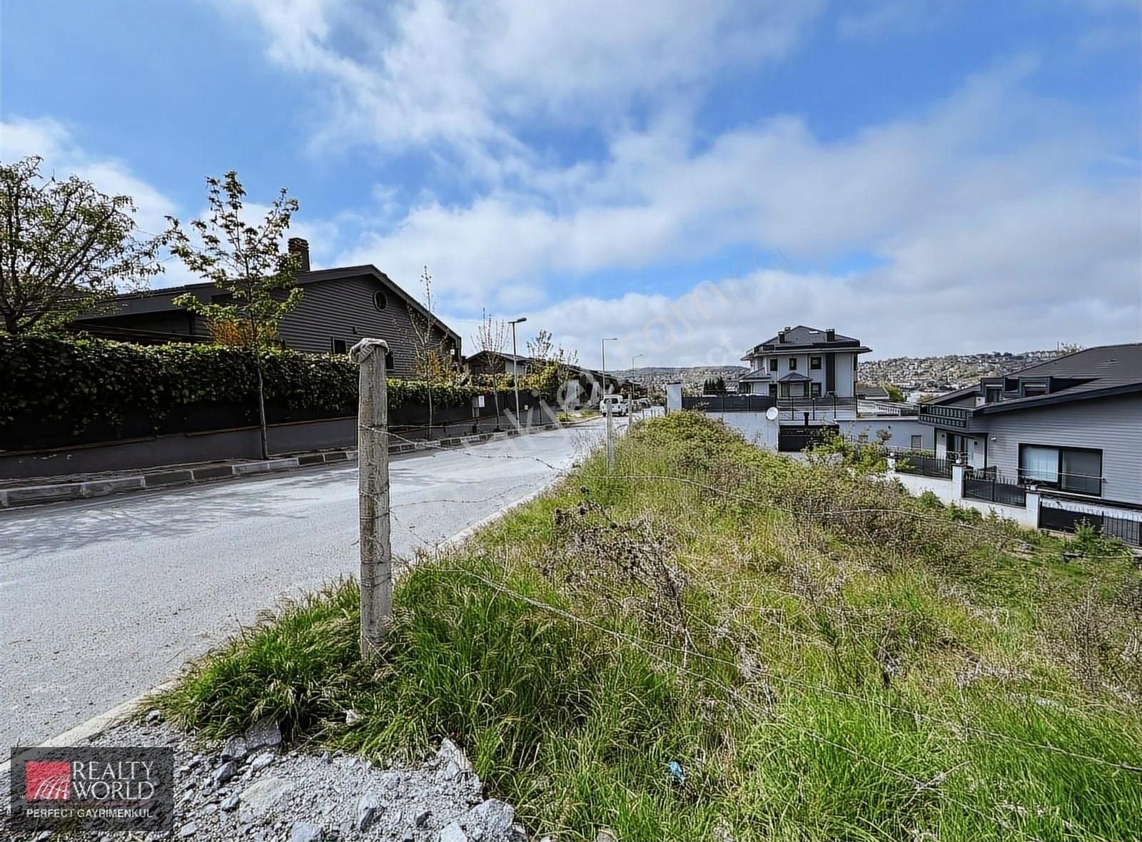 *rw Perfect*zekeriyaköy Köy Projesine Komşu Satılık İmarlı Arsa - Görsel 4