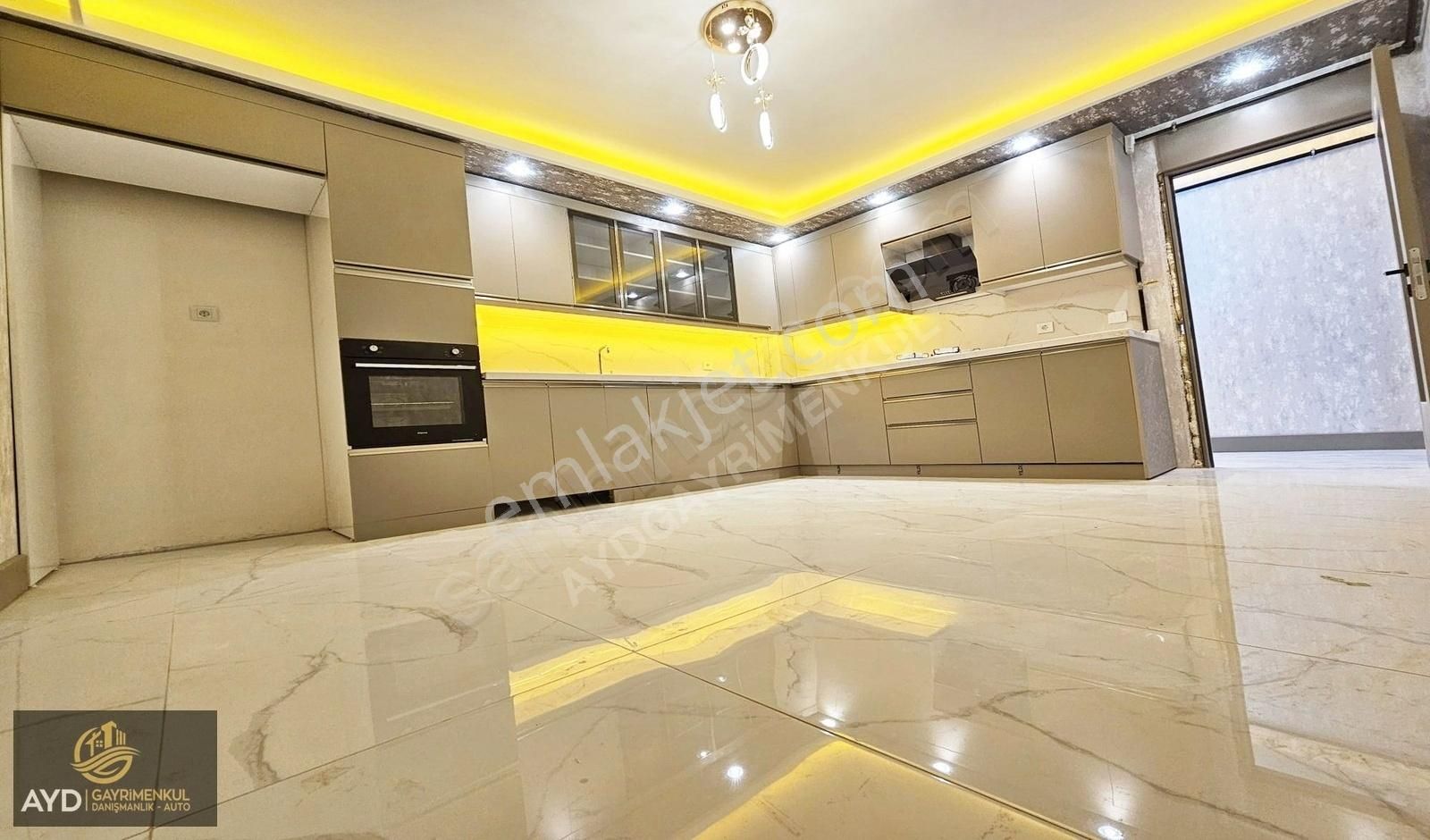Ayd'den Ayaş Yolunda 175m2 Ultra Lüks 4+1 100m2 Depolu Daire