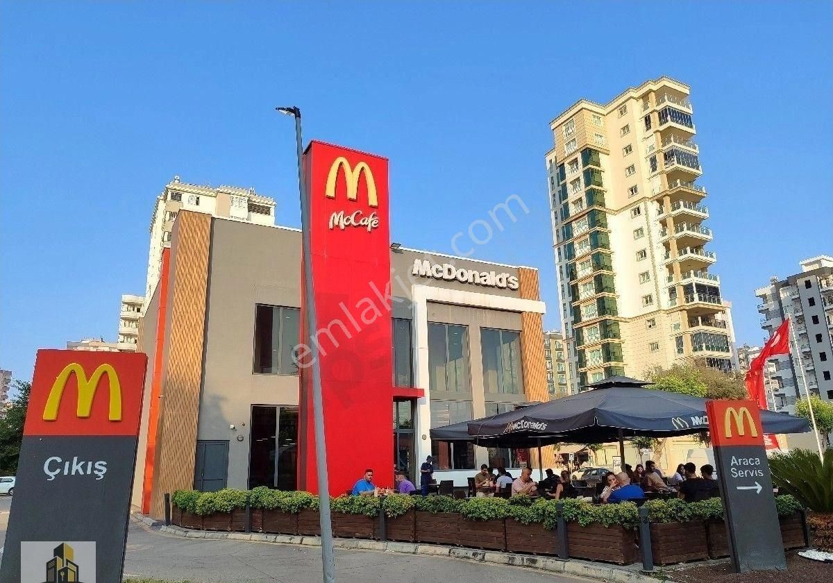 Barış Manço Mc Donalds Civ 3+1 Geniş Oturumlu Cepheleri Açık Satılık Daire