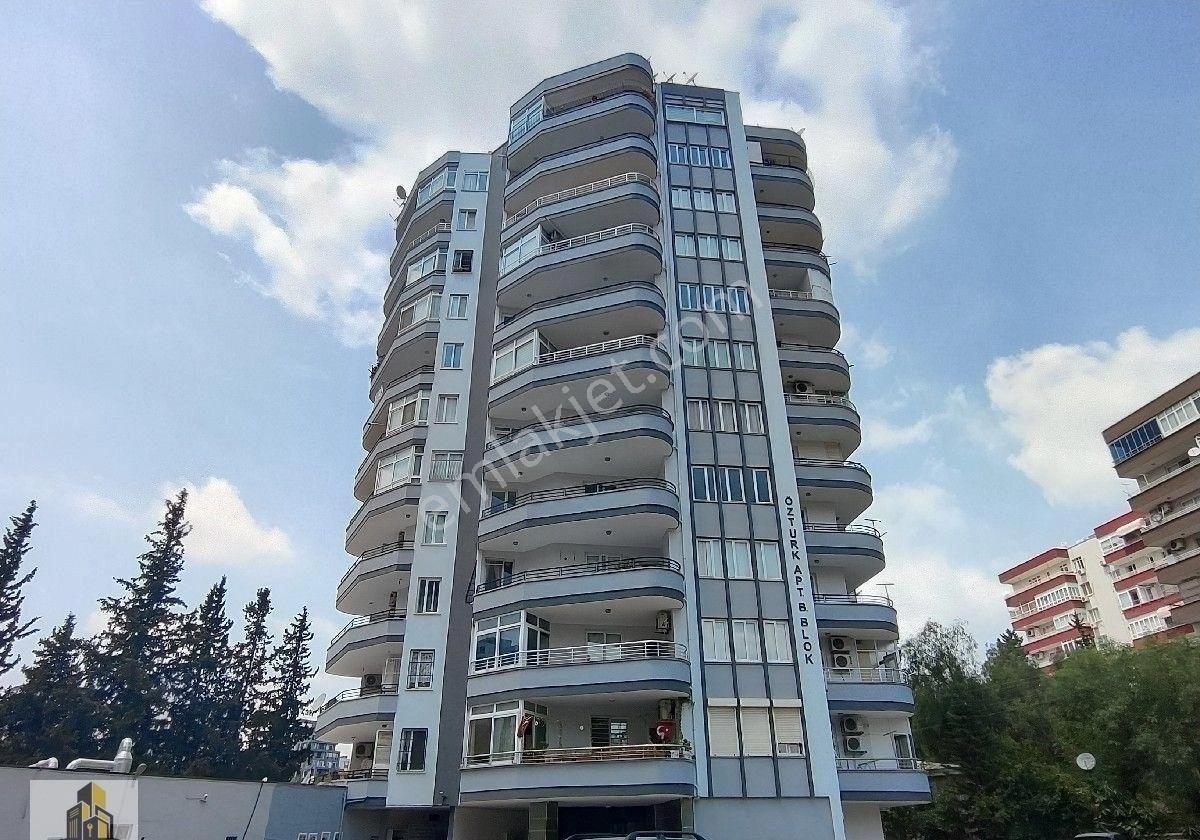 Barış Manço Bulvarın'da 3+1 Ç.bnyolu Teras Balkon Çok Geniş Masrafsız Cazip Daire