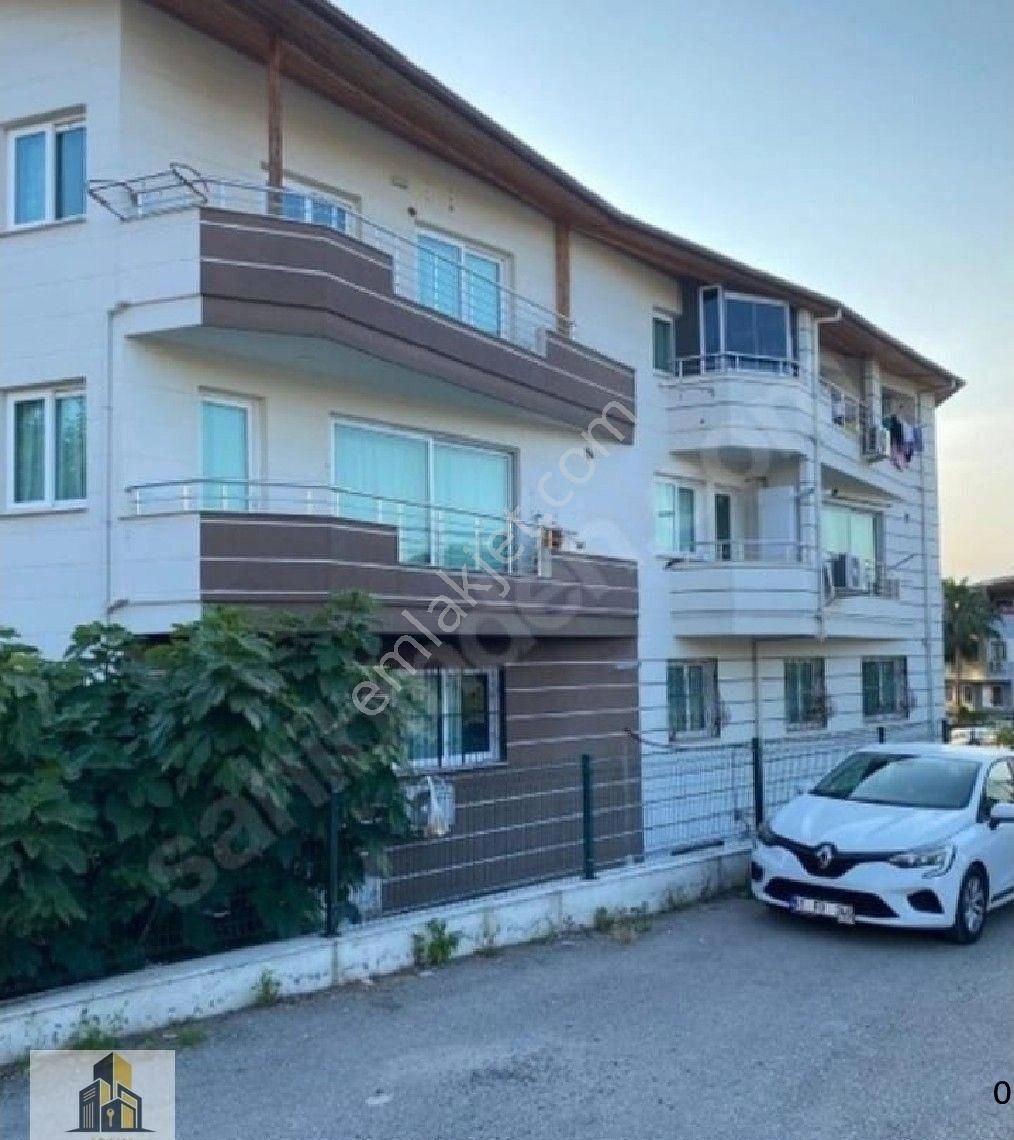 Hasarsız*yüksek Kira Getirili*az Katlı Bina'da Eşyalı Satılık 1+1 Daire