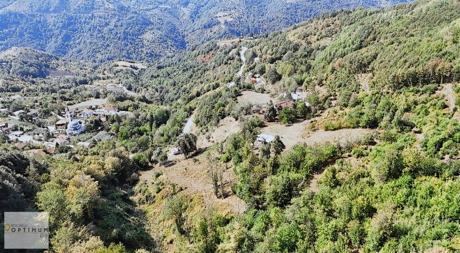 Başiskele Servetiye Mah. Satılık Önü Açık Doğa Manzaralı Arazi