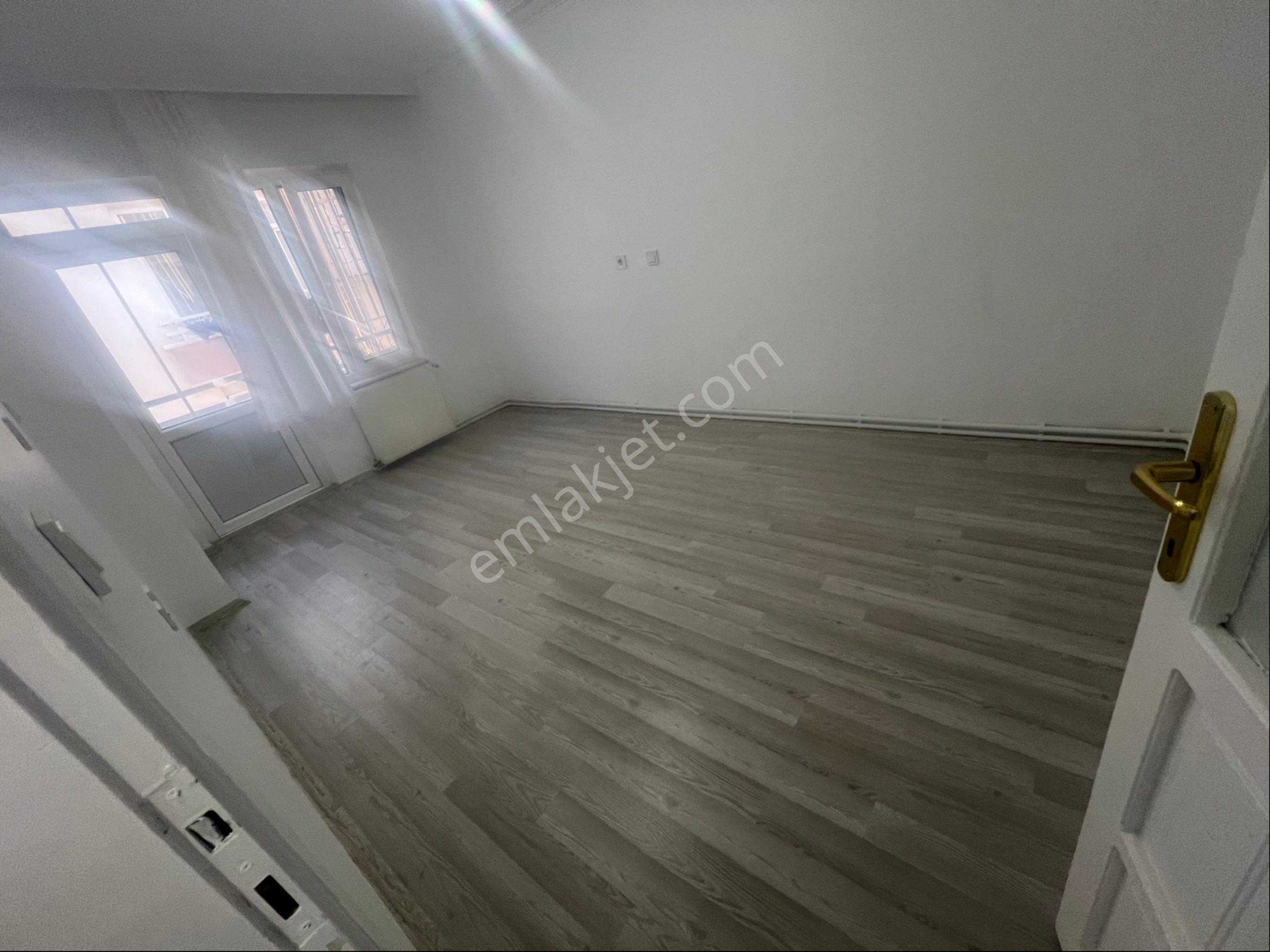 Arkadaş Emlaktan Bahçelievler Mah. Çoban Market Civarı, İçi Ful Yapılı 3+1 Satılık Daire - Görsel 10