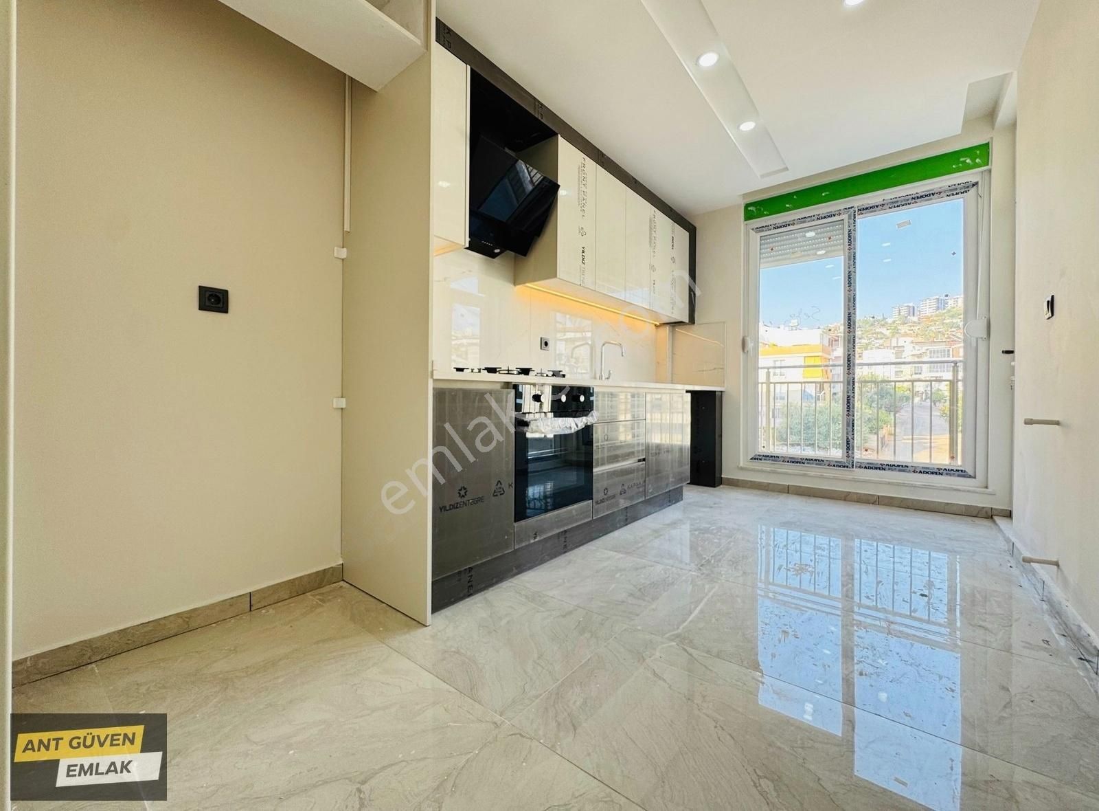 Yeni Şehir Hastanesi Yakınında 2+1 Asansörlü Sıfır Arakat Daire