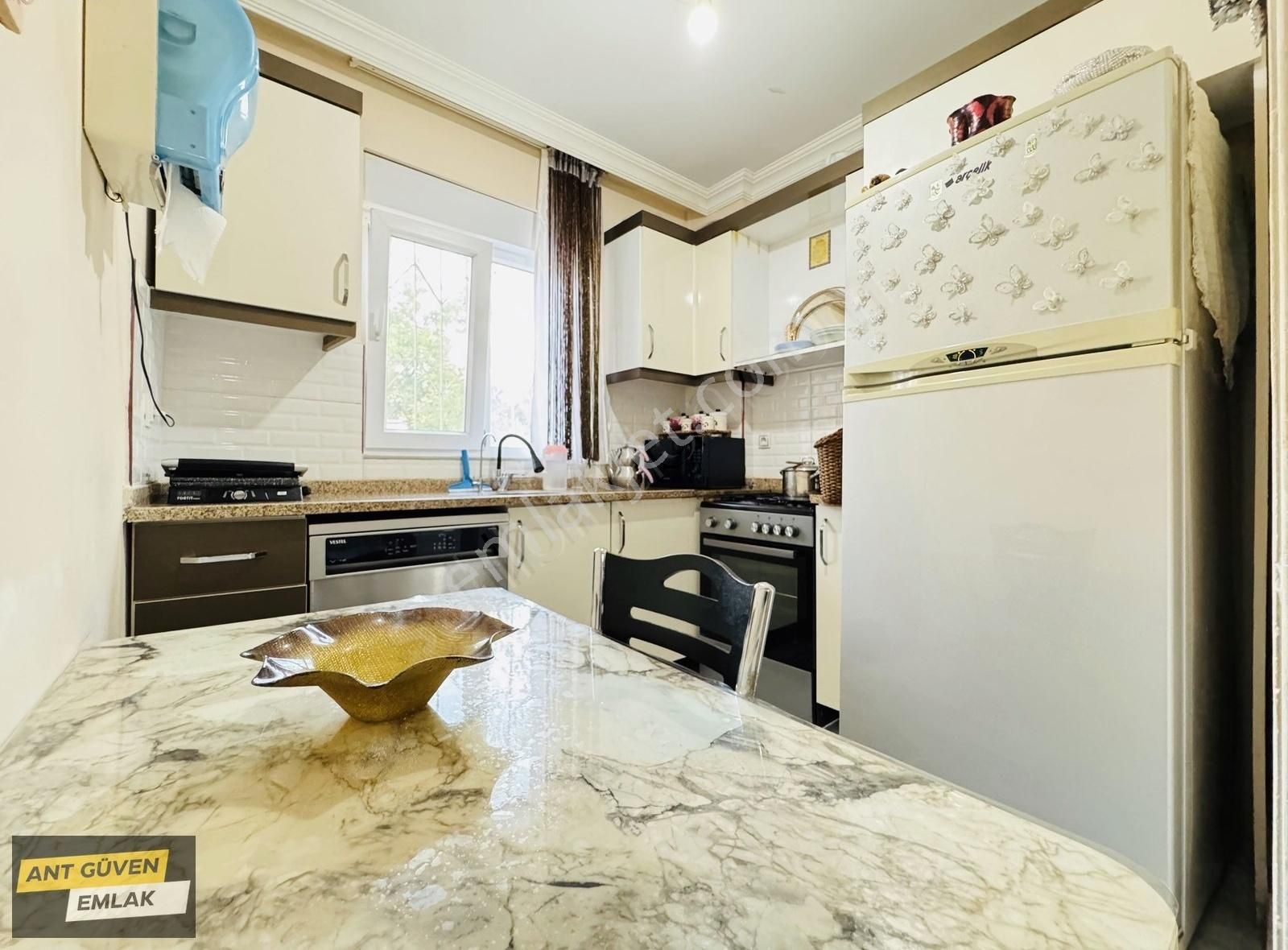Kapalı Çarşamba Pazarı Yakınında Erenköy Mh' De 2+1 Yüksek Giriş