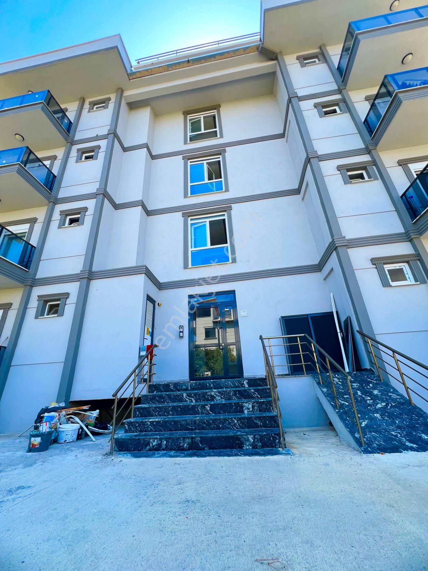 Antalya Gazipaşa Gazi Mahlesi 1+1 Sıfır Daire Tapu İskan Alınmış