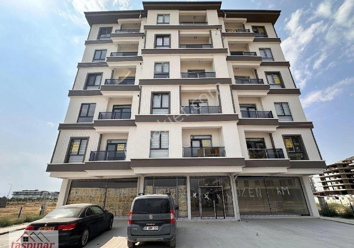 Taşpınar Gayrimenkul Den Tacin Mahallesi'nde Satılık 1+1 Eşyalı Daire  