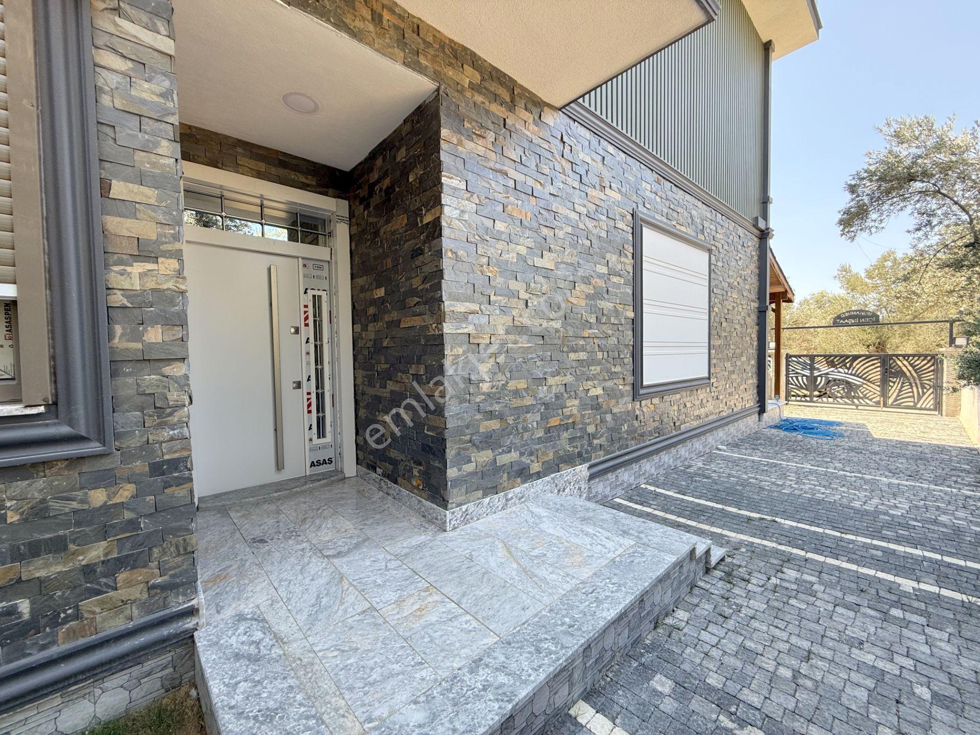 🟣🟣 Güç Gayrimenkul'den Zeytinli'de Geniş Bahçeli & Teraslı Lüx Tasarım Satılık 4+1 Villa - Görsel 18