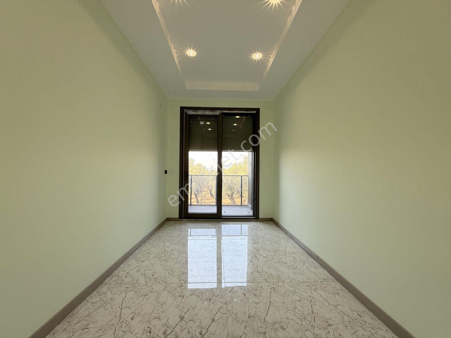 🟣🟣 Güç Gayrimenkul'den Zeytinli'de Geniş Bahçeli & Teraslı Lüx Tasarım Satılık 4+1 Villa - Görsel 14