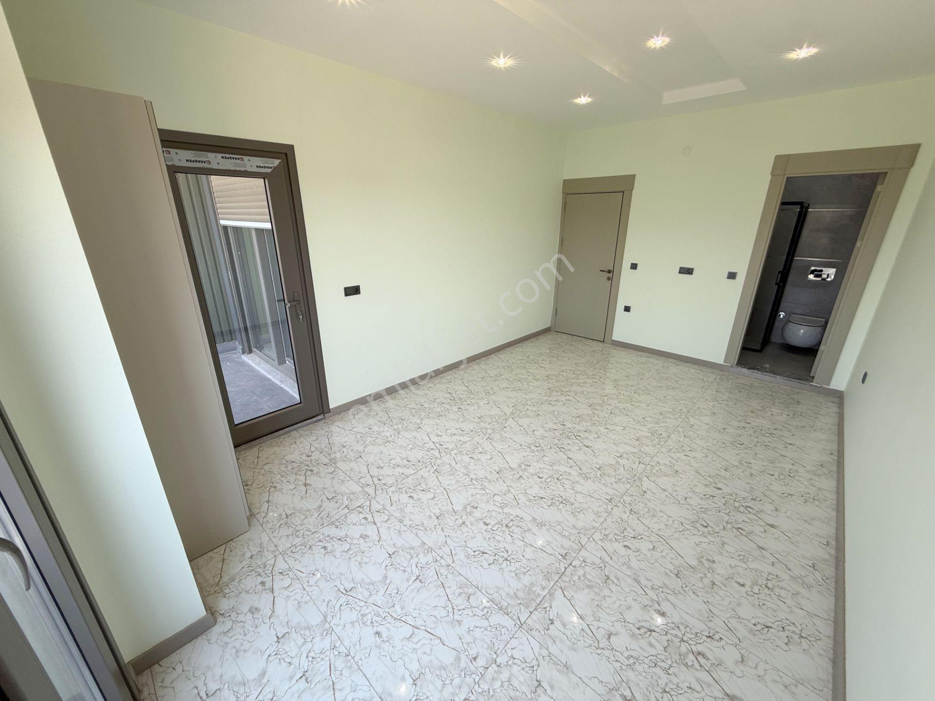 🟣🟣 Güç Gayrimenkul'den Zeytinli'de Geniş Bahçeli & Teraslı Lüx Tasarım Satılık 4+1 Villa - Görsel 27