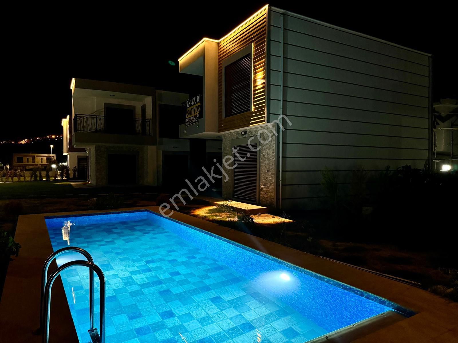 Kusadasi Güzelçamlıda Satılık Villa