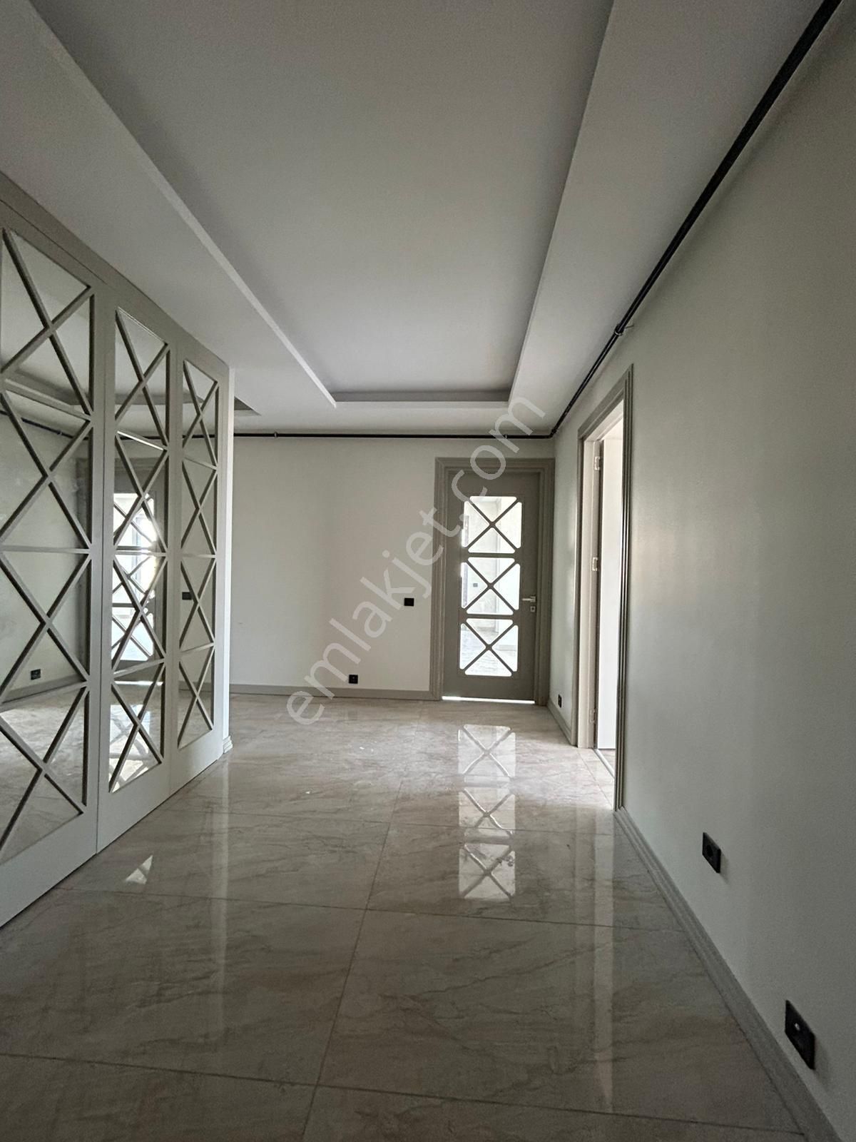 Mersin/erdemli/merkez'de Ultra Lüks Sitede 5+1 Satılık Daire