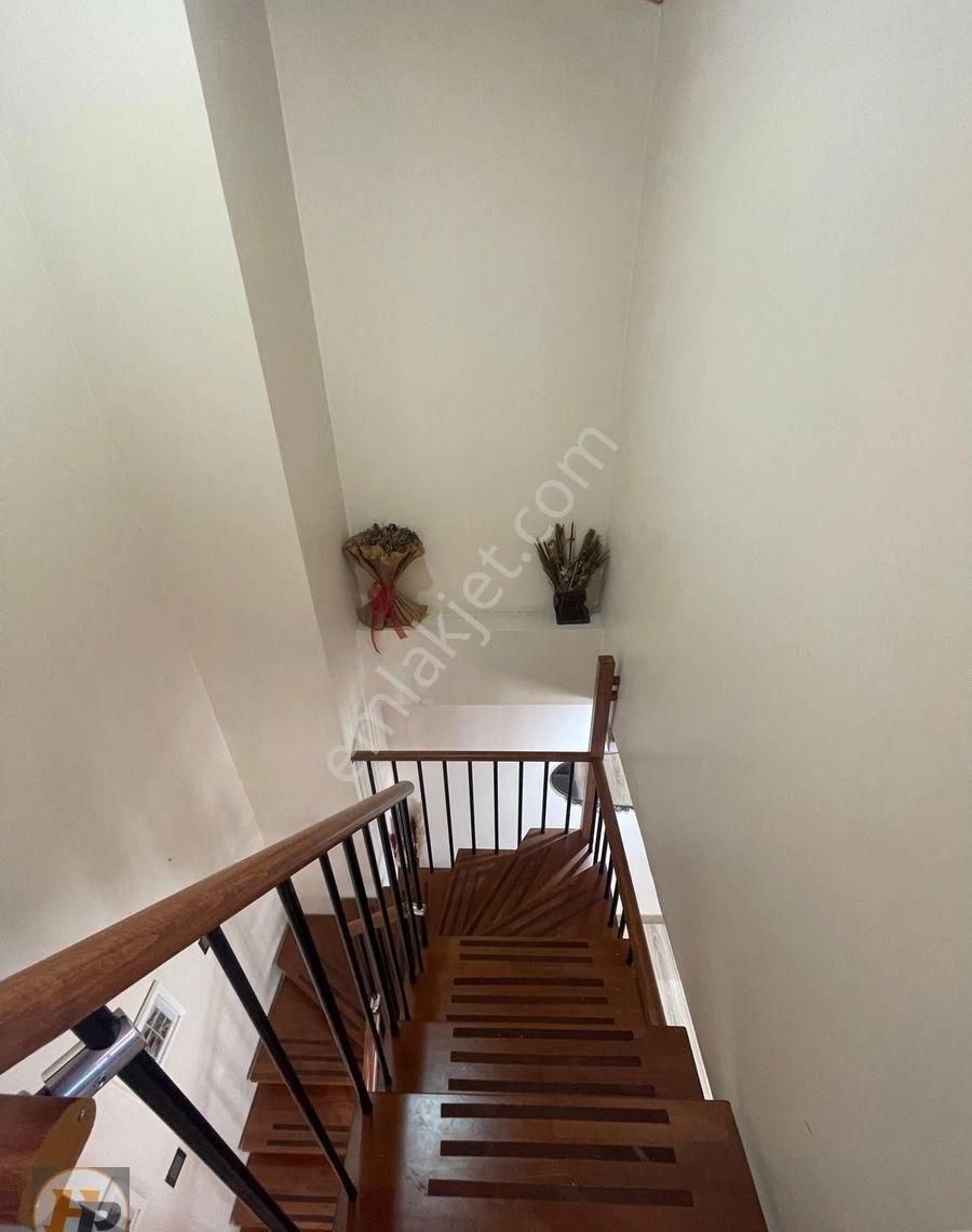 Küçükçekmece Cennet Mahallesi Yenibinada Satılık Dubleks - Görsel 17