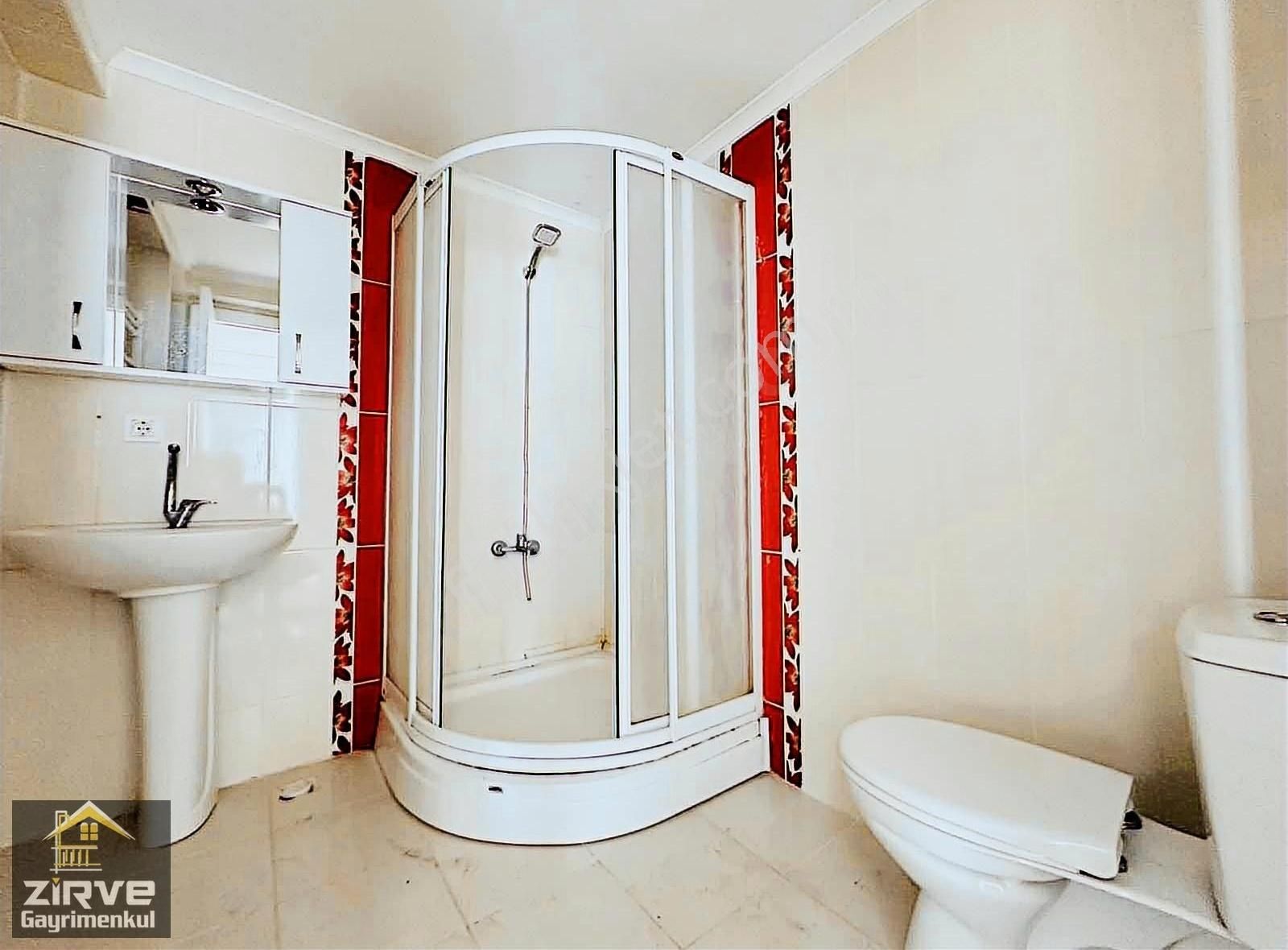 ▆▇█▓zirve▓█▇▆müthiş Lokasyonu İle Sitede Katta Geniş 3+1 Daire