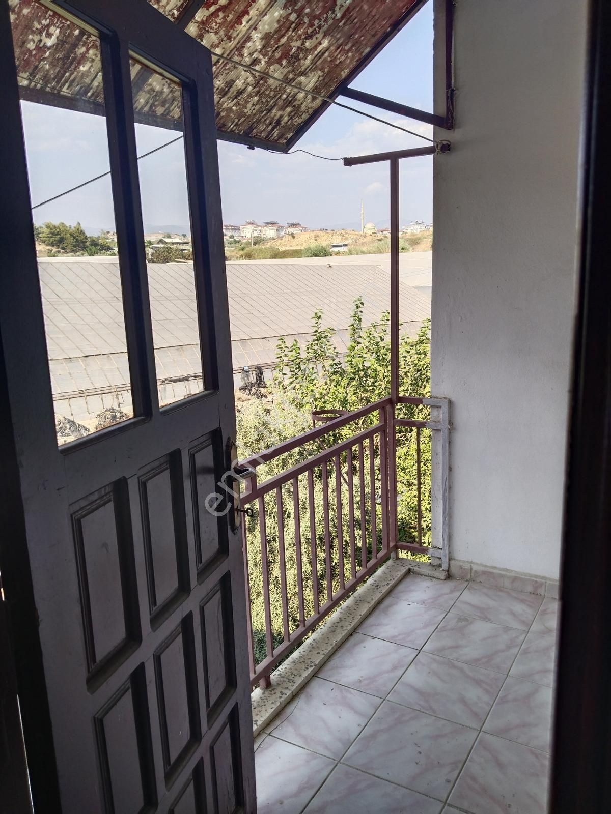 Konaklı Da Bahçeli 3+1 Kat Ve 2 Dükkan Satılık - Görsel 15