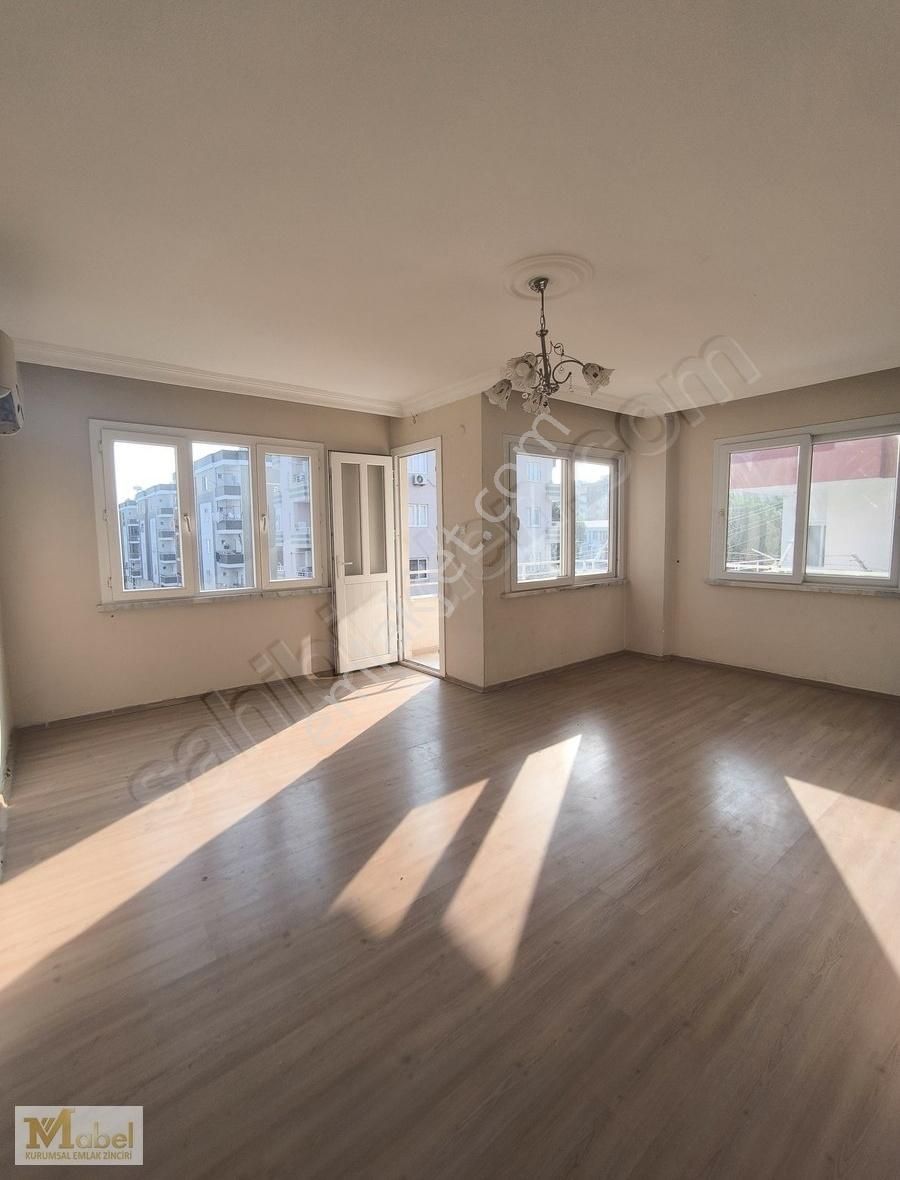 Mabelden Kırklarsırtı Mahallesinde Merkezi Konumda Kiralık 3+1