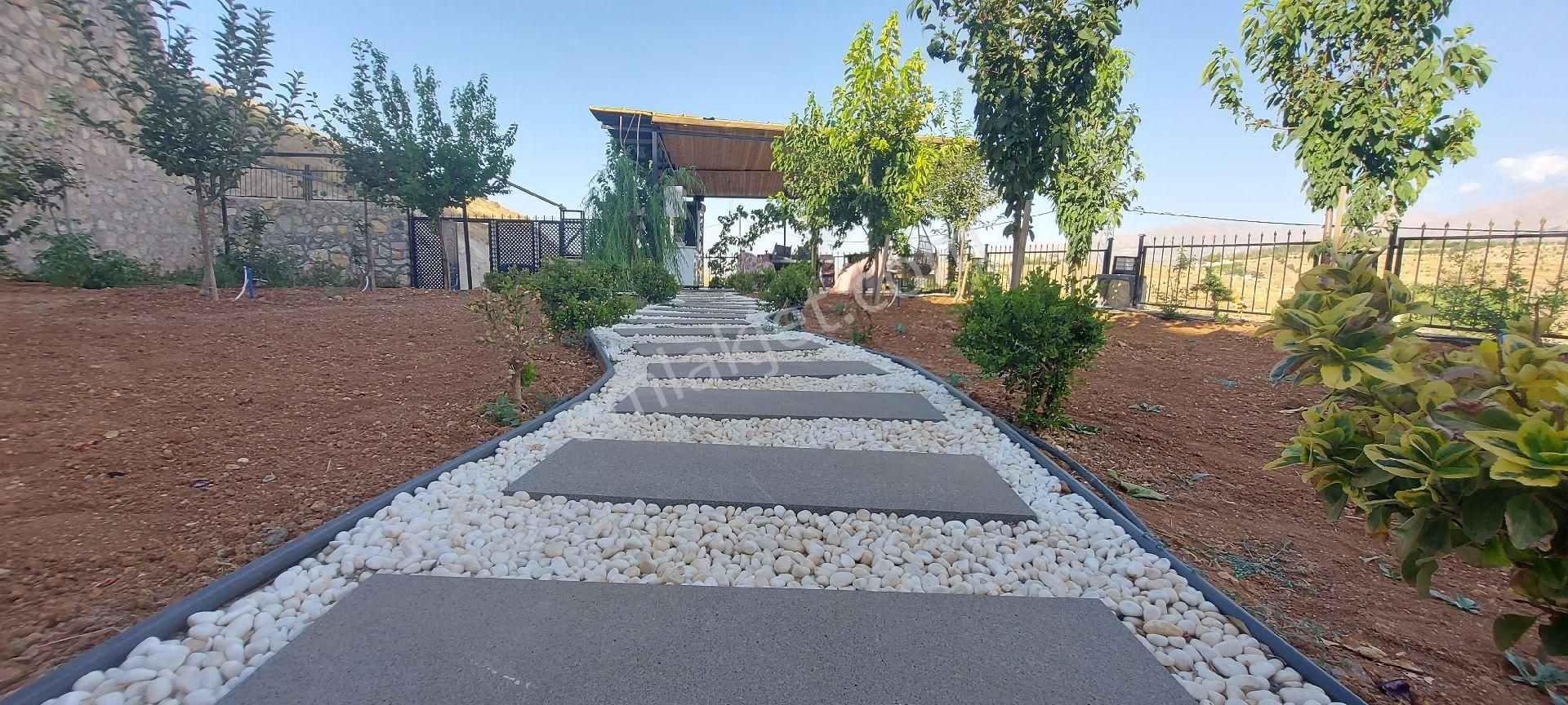 Değer'den Mollakasımda 2+1 600 M2 Çelik Villa