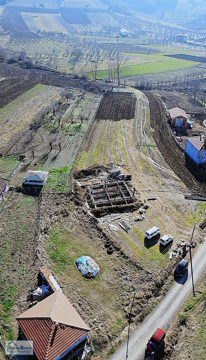 Gözde Emlak Taraklı Hacıyakup Asfalt Kenarı % 40 İmarlı Arsa - Görsel 4