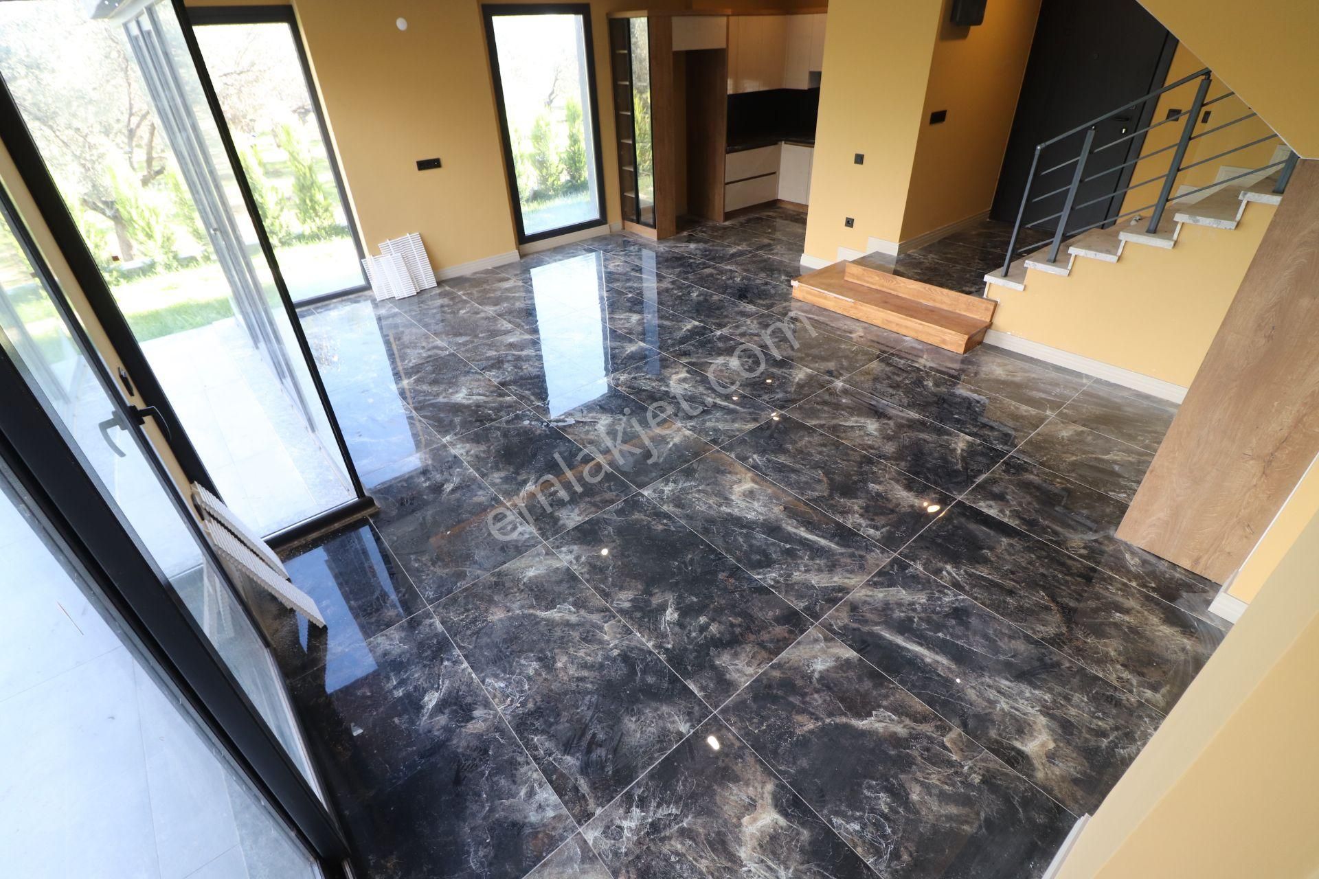 Güre De Panoramik Körfez Manzaralı Kusursuz Müstakil 3+1 Villa - Görsel 3