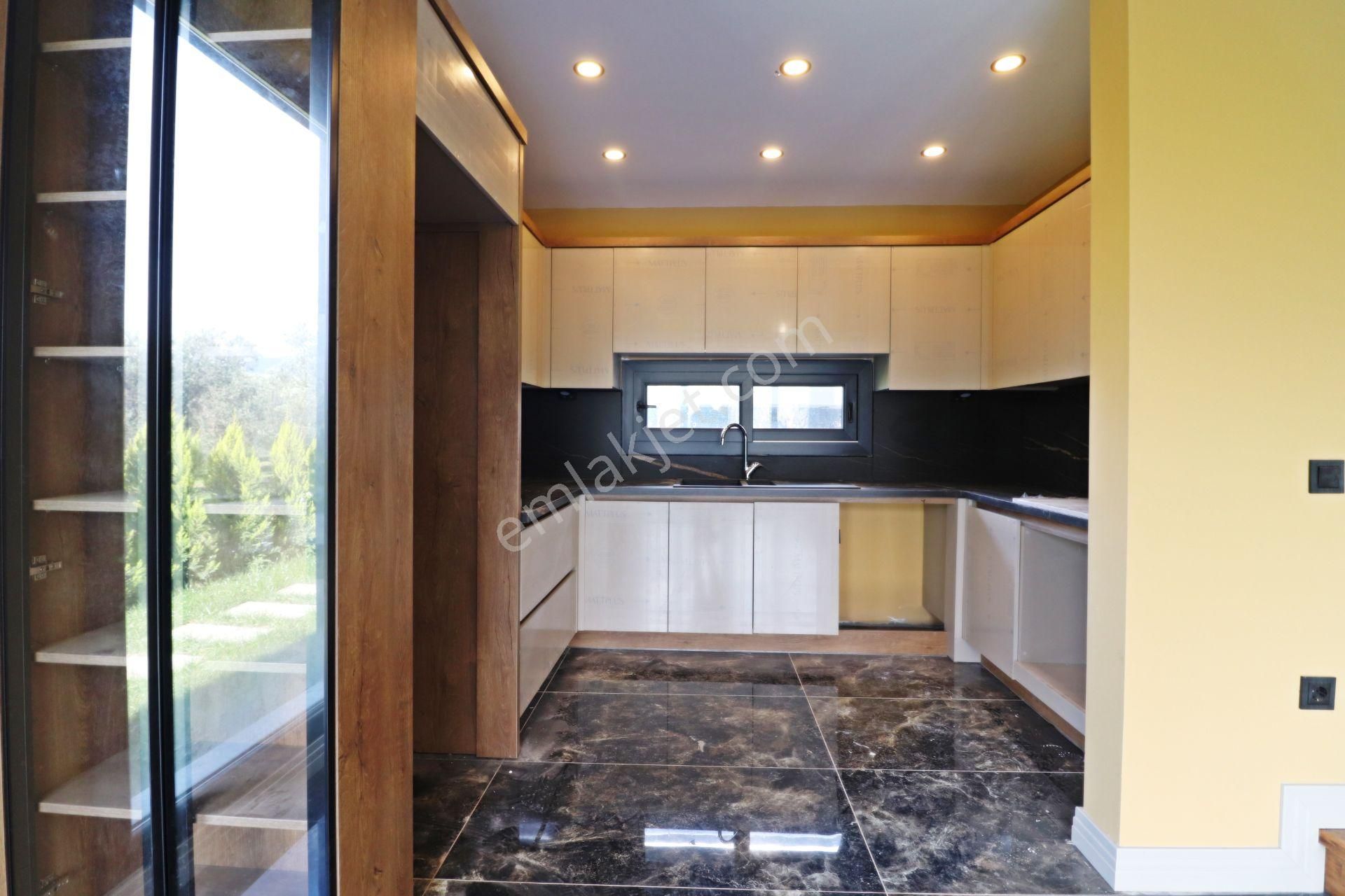 Güre De Panoramik Körfez Manzaralı Kusursuz Müstakil 3+1 Villa - Görsel 2