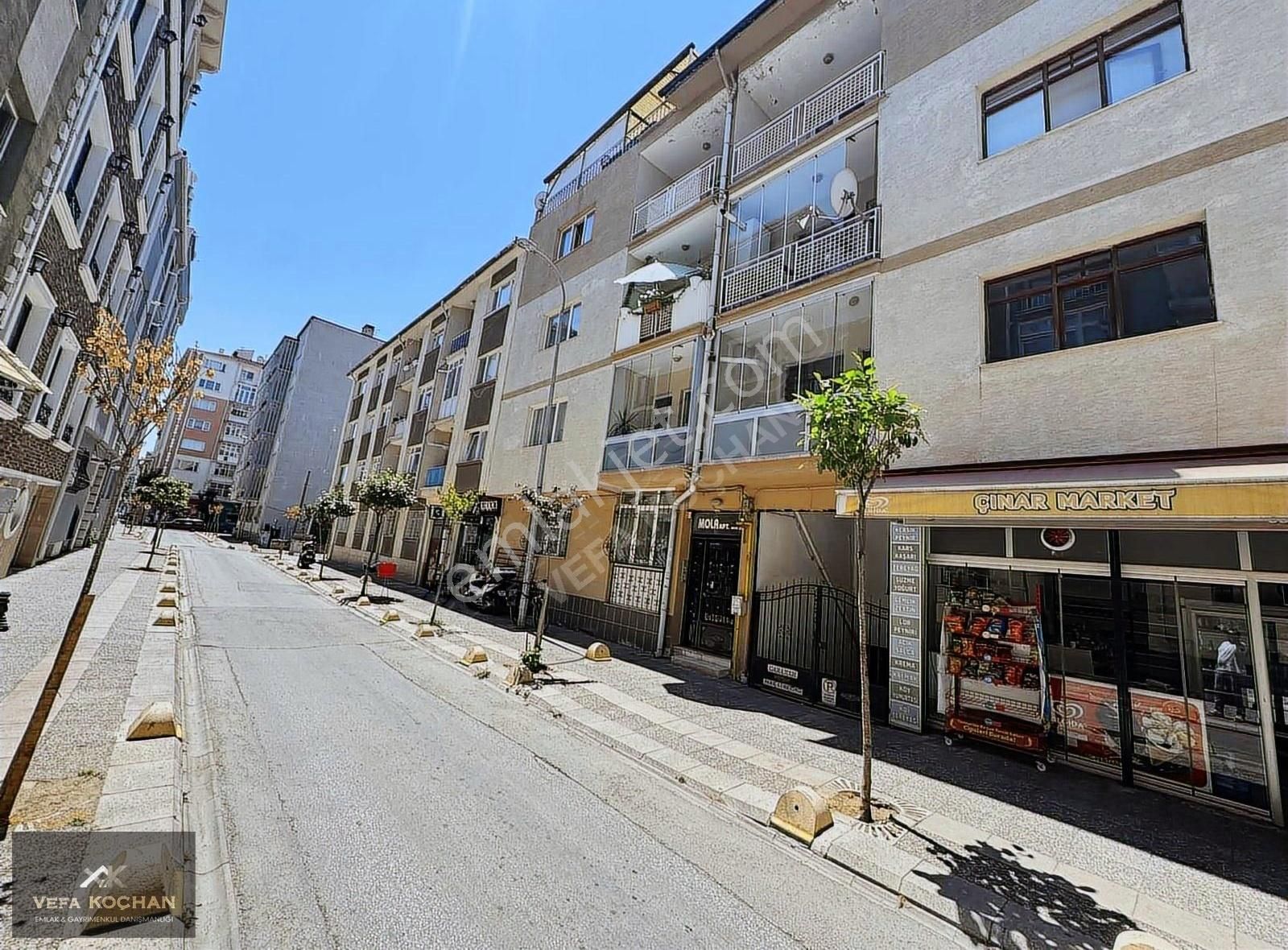 V.koçhan'dan Merkez De Kızılcıklı Cd Arasında Kiralık 2+1 Daire