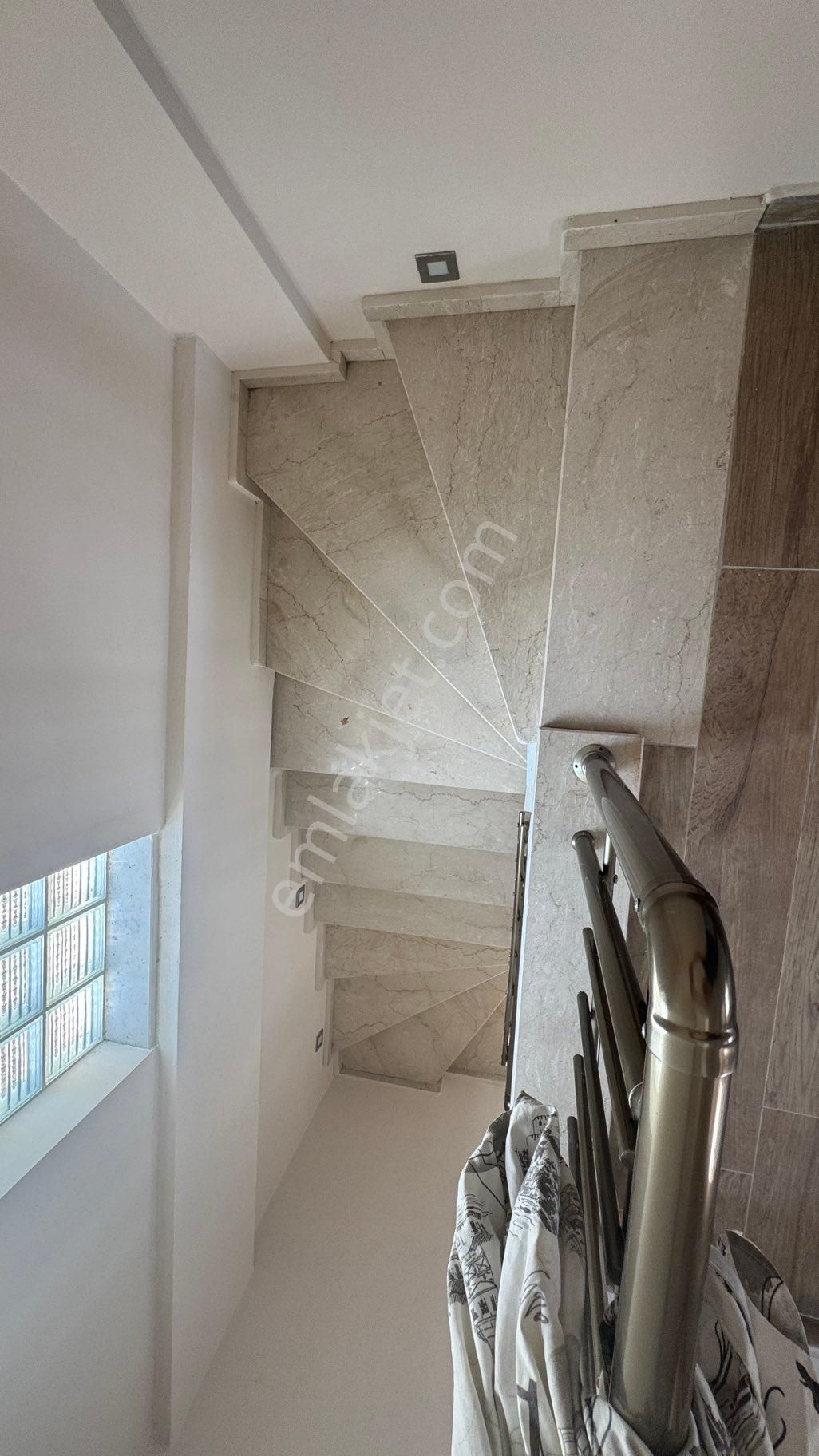 İzmir Dikili Salihlr Altı'nda 5+1 Satılık Villa - Görsel 13