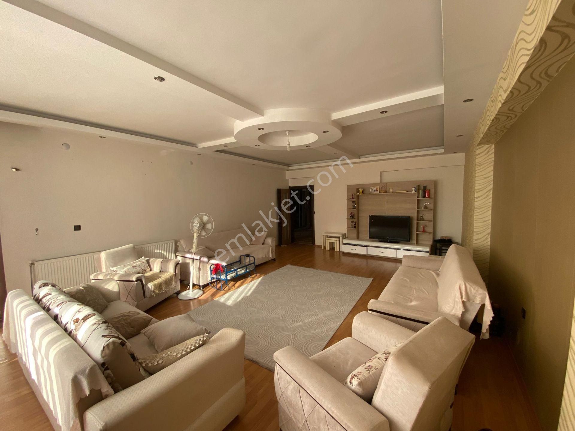 Hızlı 21 Gayrımenkulden Tepe Şehir Zana 3+1 Satılık Daire