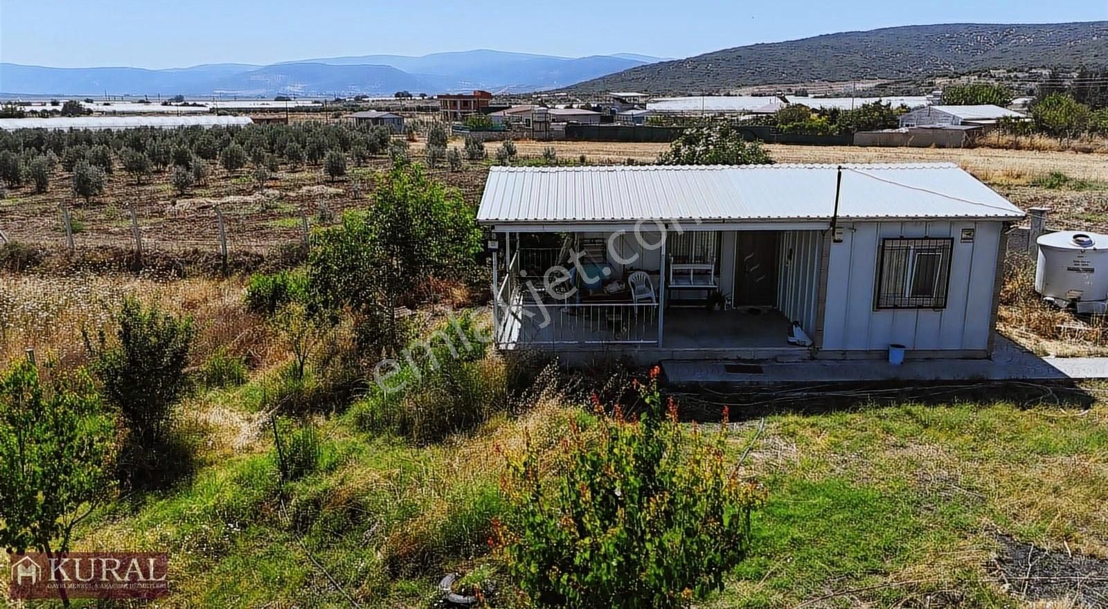 İzmir Menderes Çilemede 1+1 Evi Elektrik Su Abonelikleri 900 M2