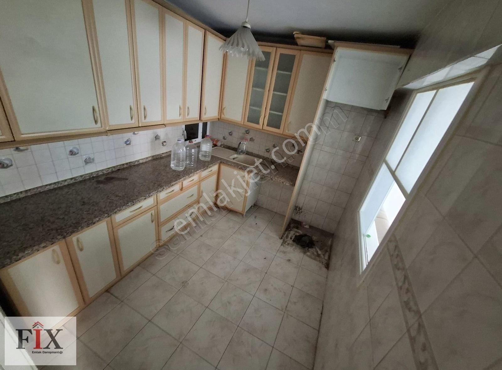 Fix'ten Nişancıpaşada Satılık 3+1 Geniş Cadde Üzeri Arakat Daire