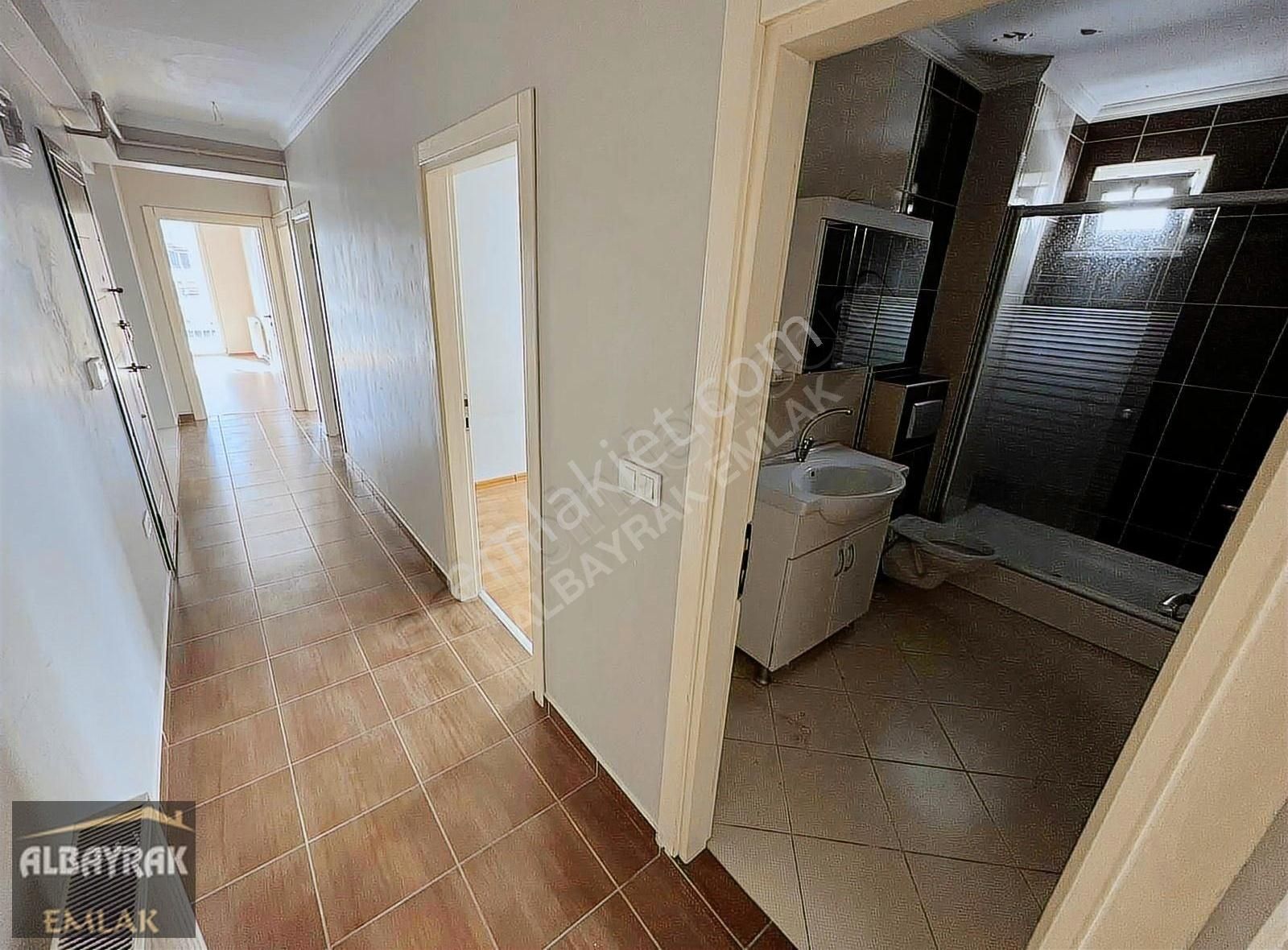 Albayraktan İkbal Cd. Üstü/ön Cephe/arakat/3+1/çift Balkonlu