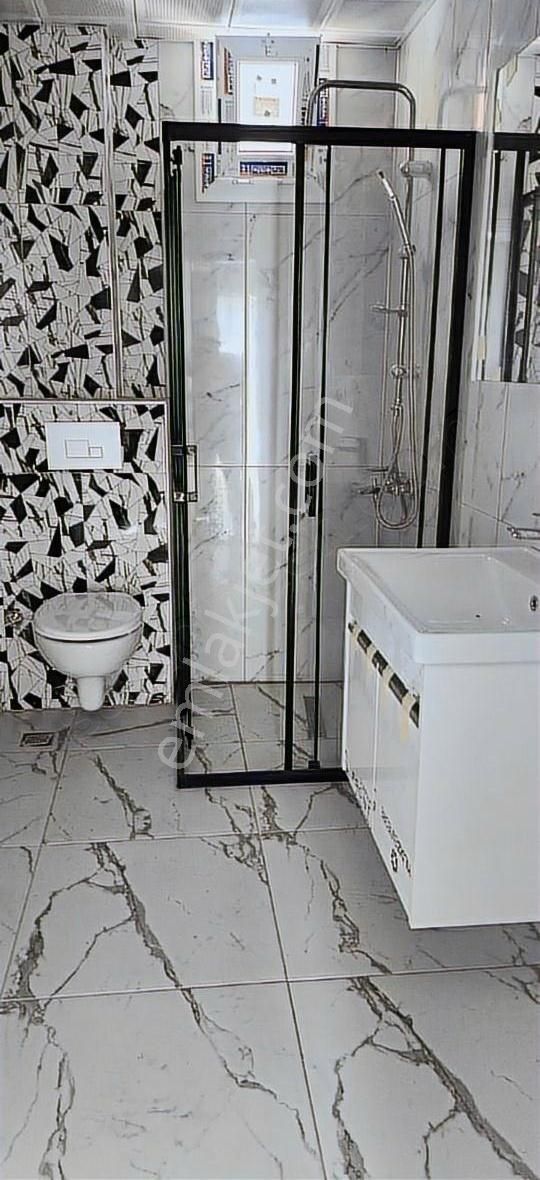 Balıkesır Burhanıye Yenımahallede Satılık Daire - Görsel 4