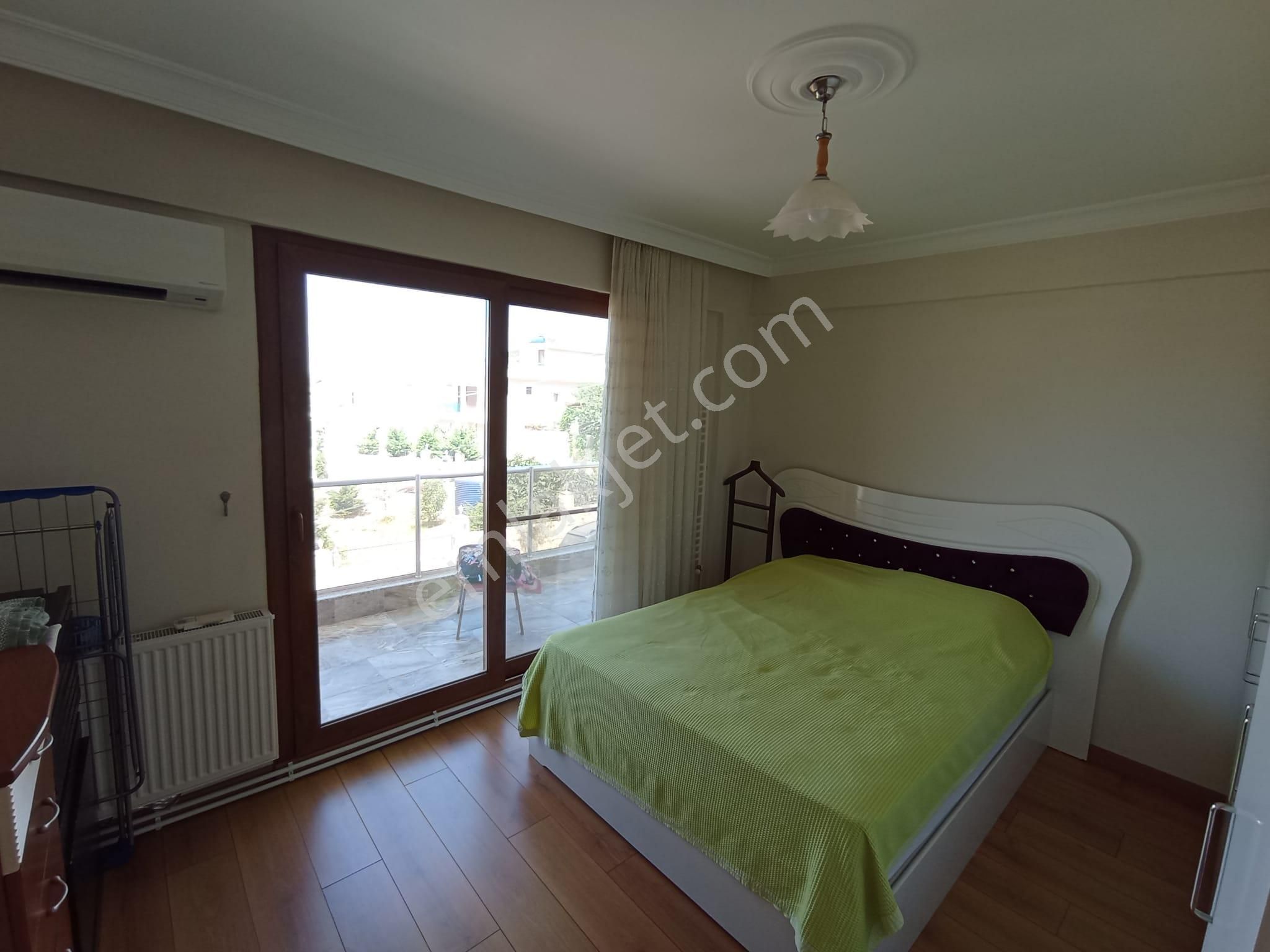 Satılık Yeni Foça Narezen'de Villa Foça Sitesi'nde Şahane Tripleks Müstakil Ev - Görsel 12