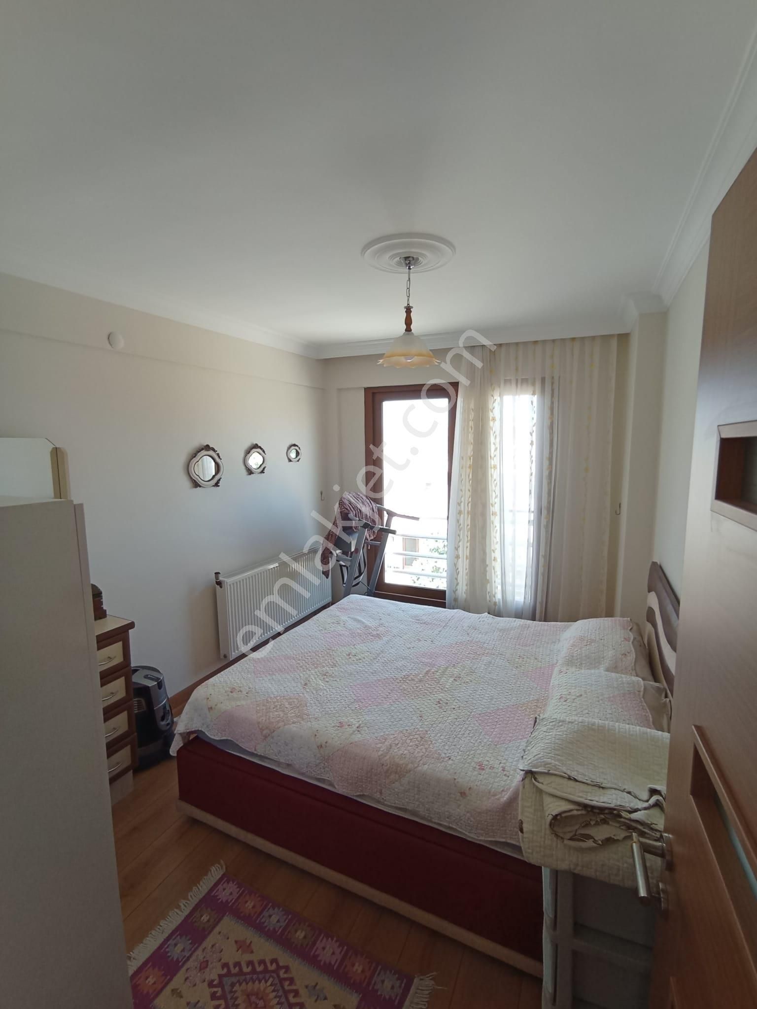 Satılık Yeni Foça Narezen'de Villa Foça Sitesi'nde Şahane Tripleks Müstakil Ev - Görsel 14