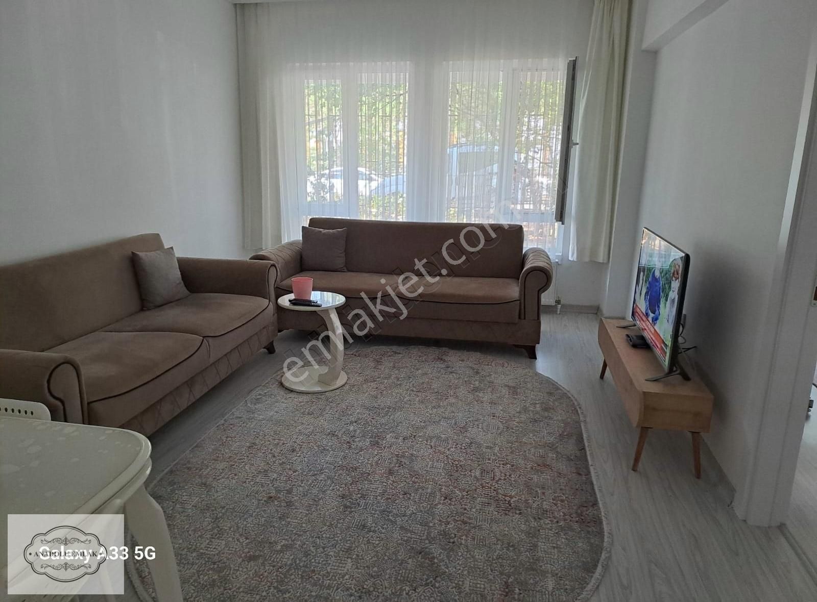 Acil Aydınlarda Elmadağ Sokak Ta2+1 Ful Yapılı Yokuşsuz Giriş
