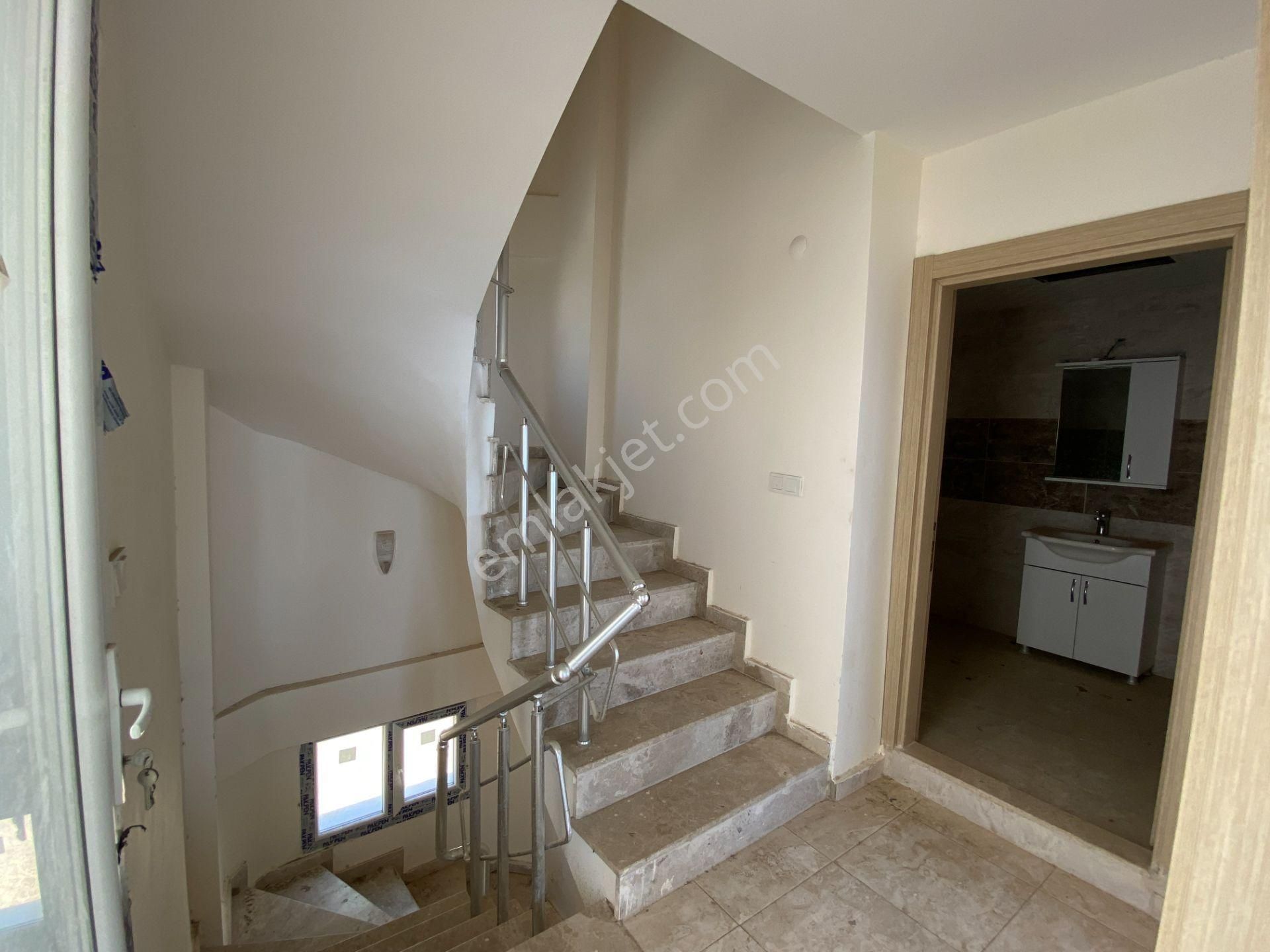 Çandarlı'da Panoramik Deniz Manzaralı Müstakil Satılık 3+1villa - Görsel 17