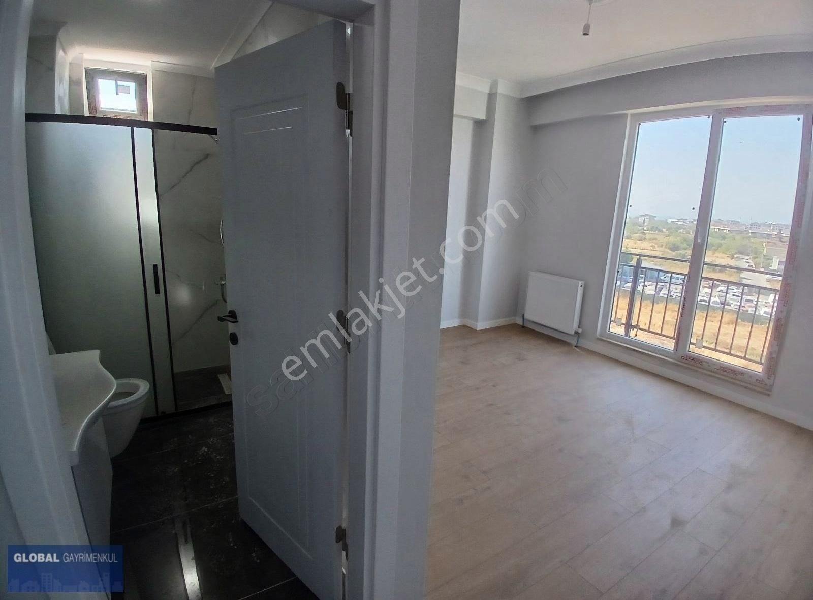 Global'den Yayla Mah'de, Sıfır 185 M2, Dubleks 3+1 Daire - Görsel 4