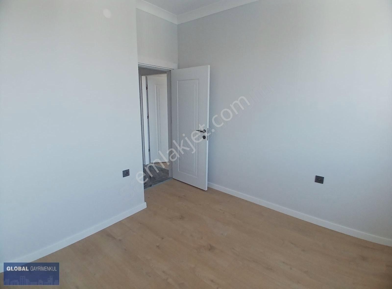 Global'den Yayla Mah'de, Sıfır 185 M2, Dubleks 3+1 Daire - Görsel 5