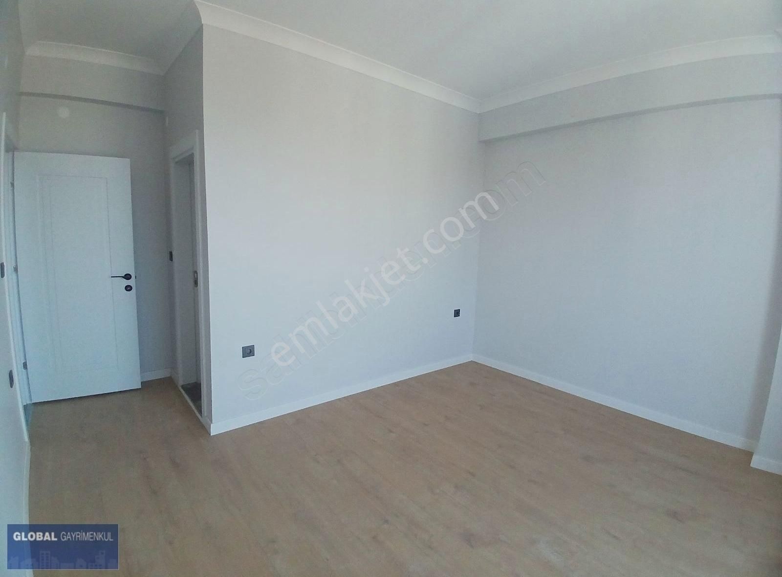 Global'den Yayla Mah'de, Sıfır 185 M2, Dubleks 3+1 Daire - Görsel 3