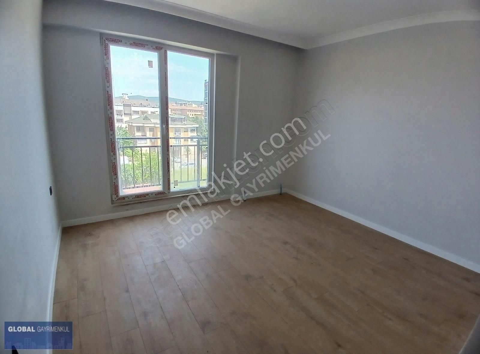 Global'den Yayla Mah'de, Ara Kat 104 M2, Geniş 2+1 Daire - Görsel 3