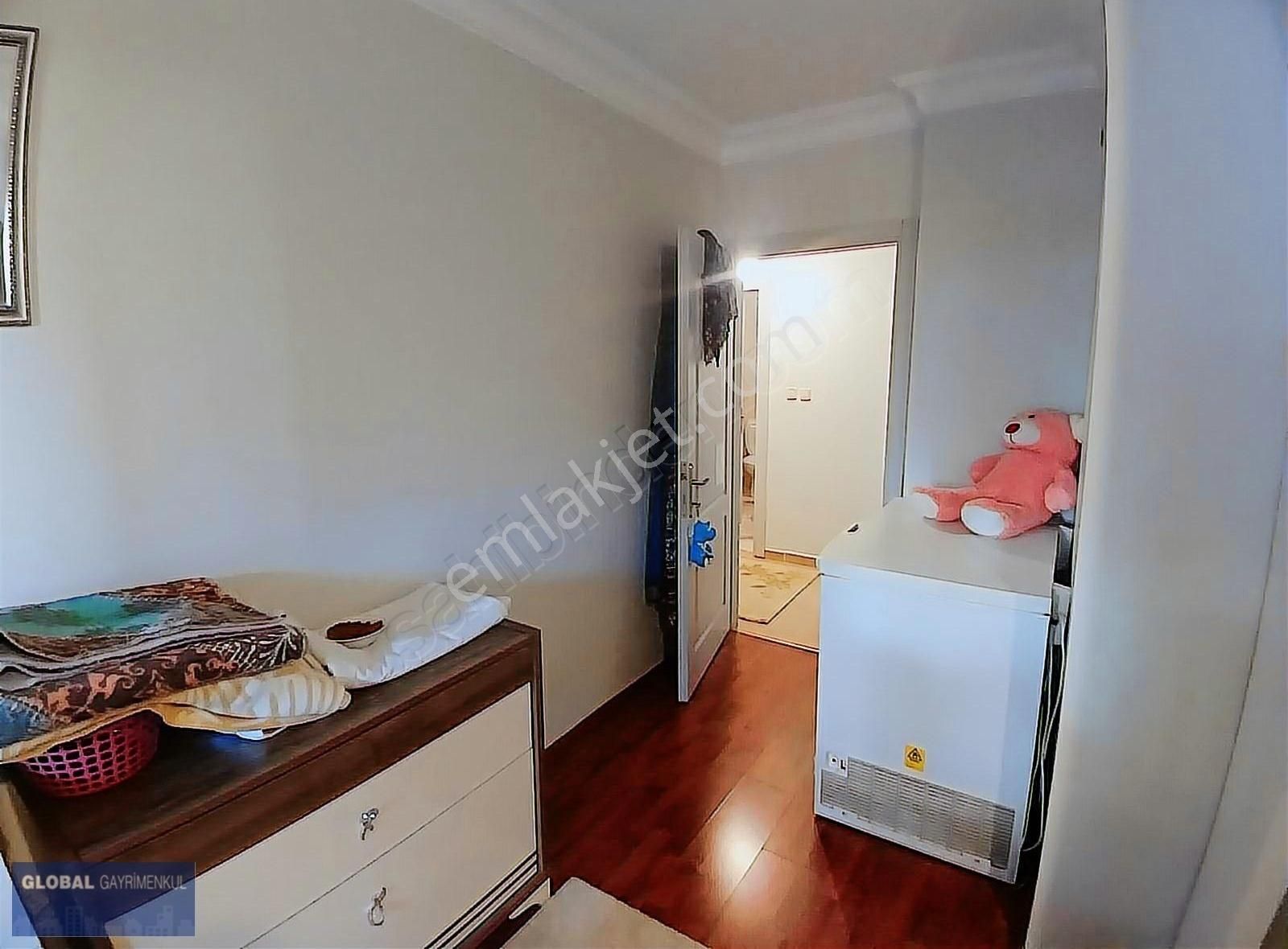 Global'den Yayla Mah'de Site İçinde Geniş Kiracısız 3+1 Daire - Görsel 7