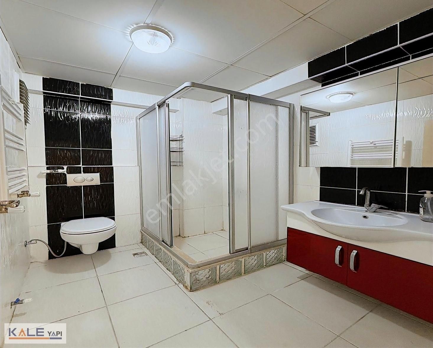 Bahçeşehir Konumunda Satılık 2+1 Geniş Daire - Görsel 9