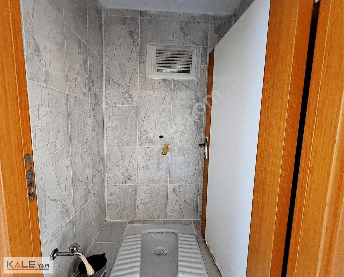 Bahçeşehir Konumunda Satılık 3+1 Çift Balkonlu Geniş Daire - Görsel 11