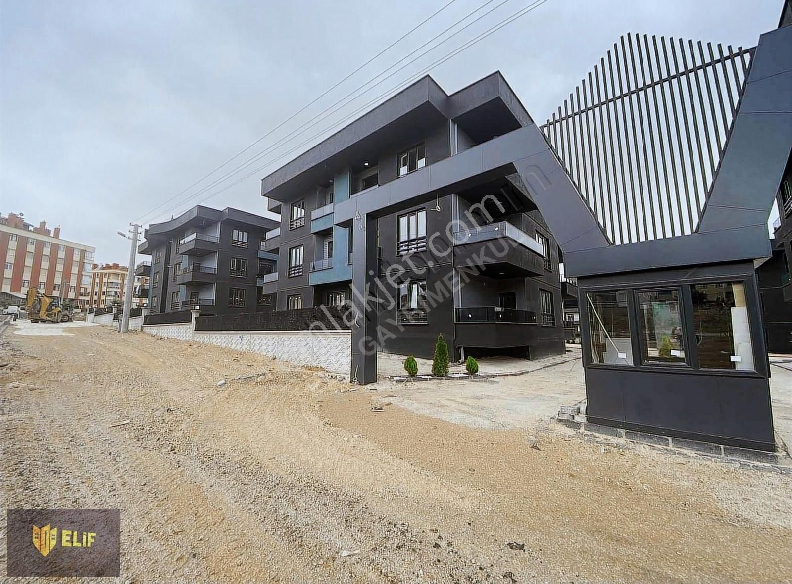 Elif'den Türkmenoğlu Düğün Salonu Yakını Kiralık 2+1 Daire