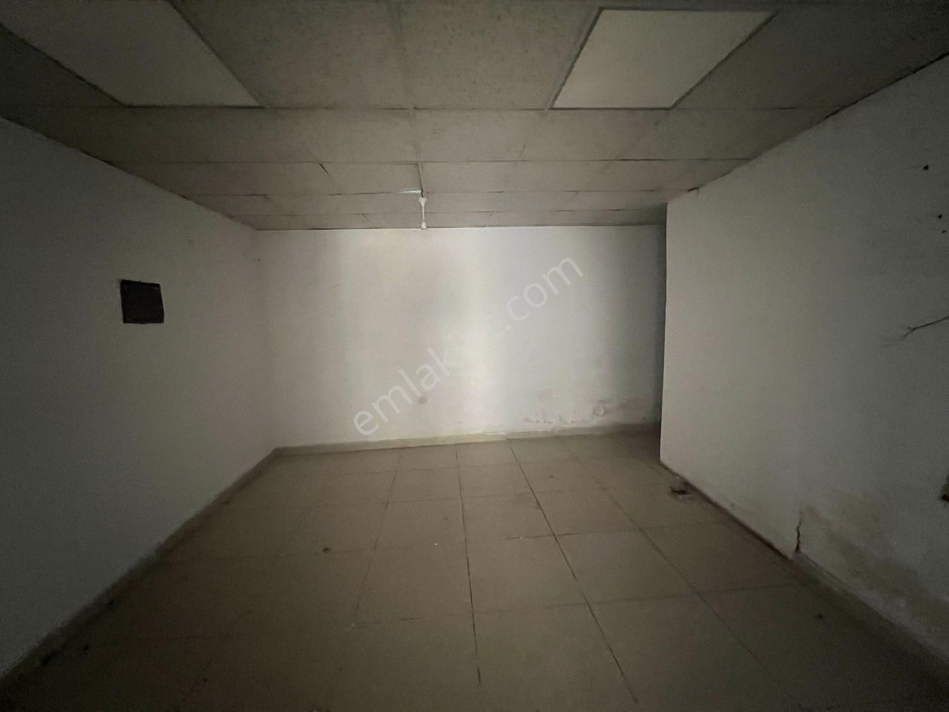 Acill Eşrefpaşa Dere Sokağında 110m2 Batarlı Otomatık Kepenklı Dukkan - Görsel 8