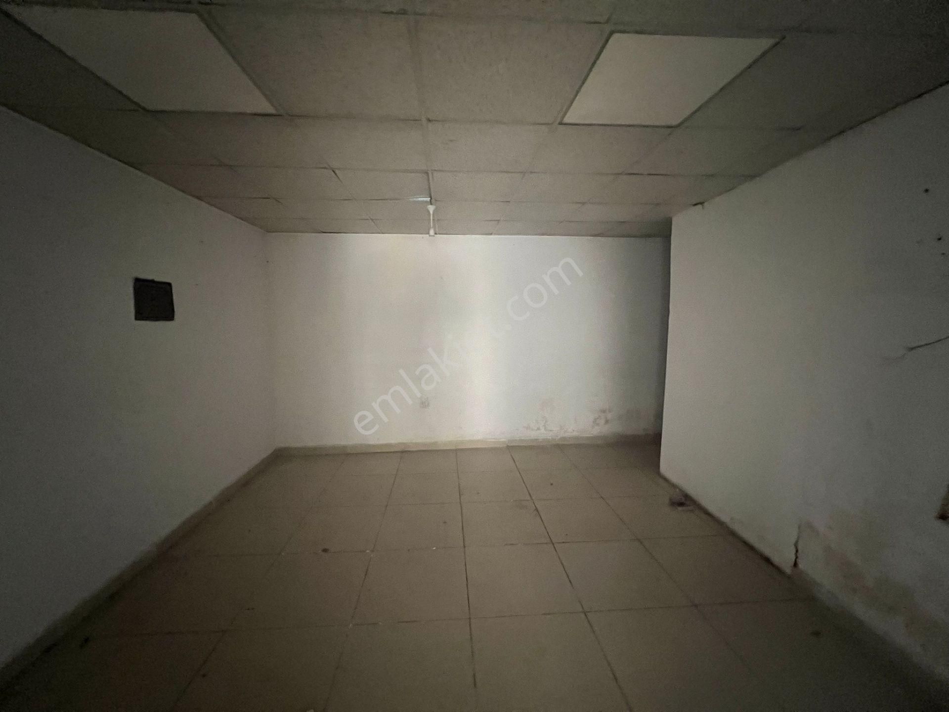 Acill Eşrefpaşa Dere Sokağında 110m2 Batarlı Otomatık Kepenklı Dukkan - Görsel 7