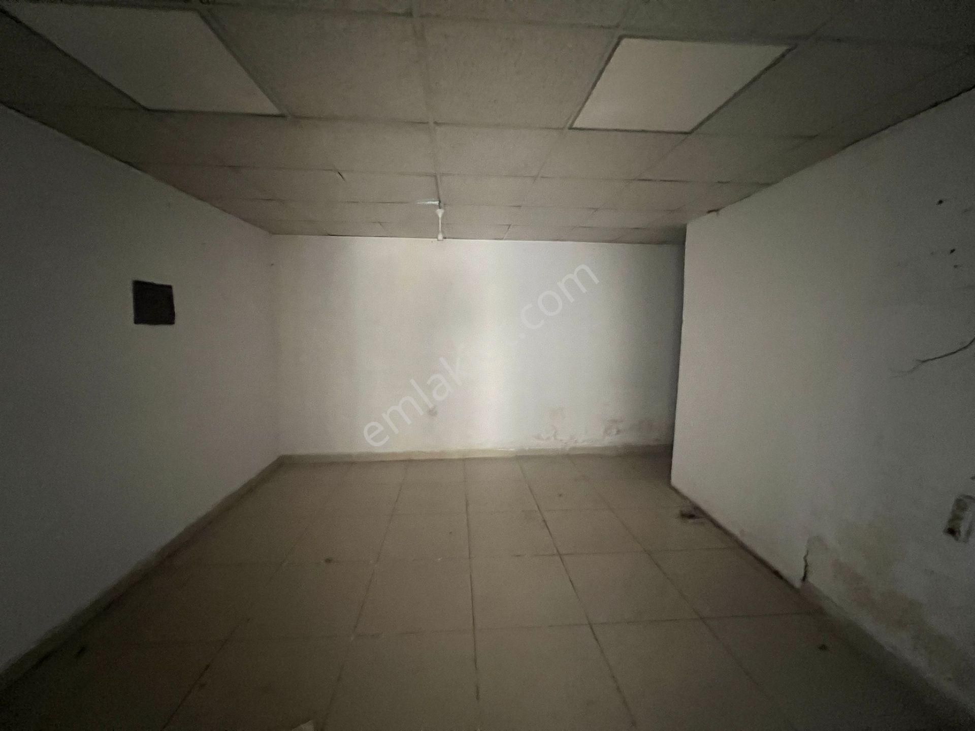 Acill Eşrefpaşa Dere Sokağında 110m2 Batarlı Otomatık Kepenklı Dukkan - Görsel 11