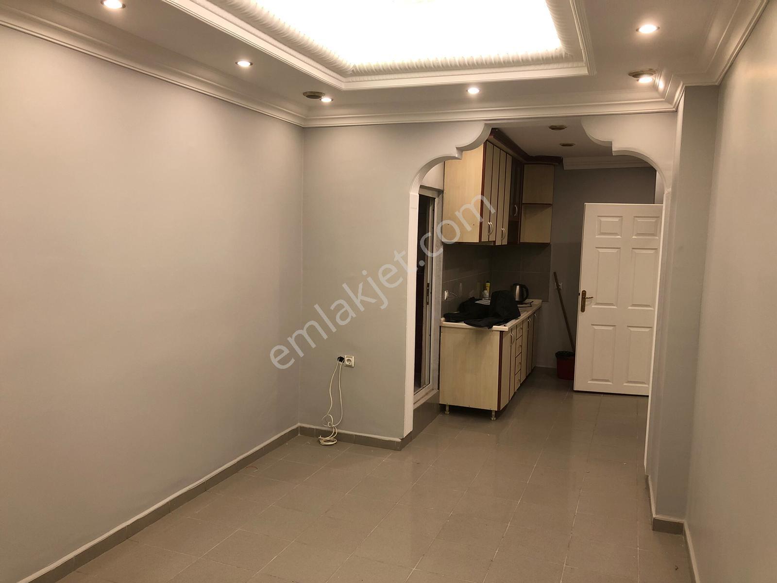 Akçay Emlak'tan Akşehir Çarşı Merkezde Tek Tapu Fiyatına Üç Ayrı Tapulu Satılık Ofisler (dükkanlar) - Görsel 8