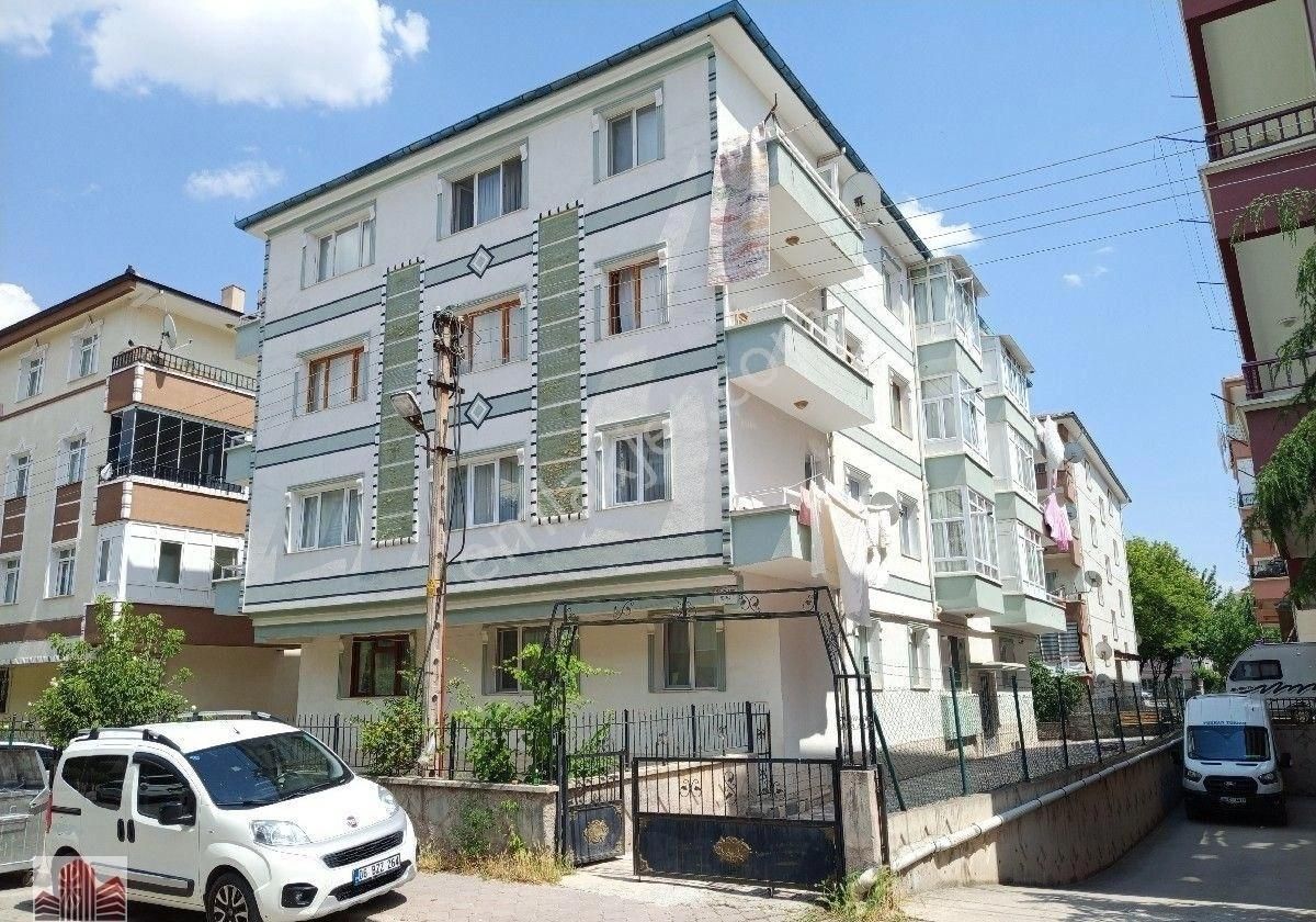 Sincan Maraşal De Arakat Ön Kombili A.otoparklı Isı Yalıtımlı Boş