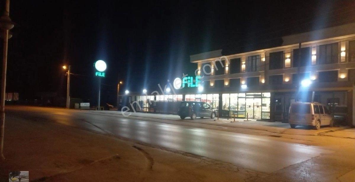 Sapancada Cadde Üzeri Merkezi Konumda Eşyalı 1+1 Lüx Daire Satılık - Görsel 6
