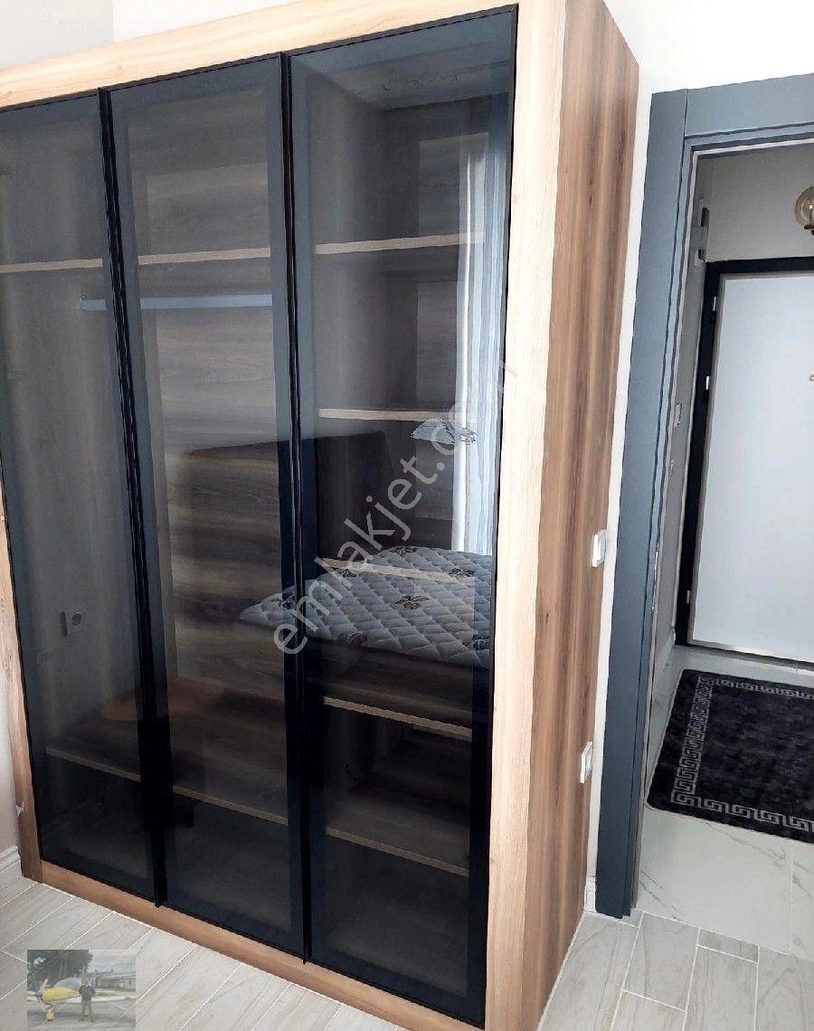 Sapancada Cadde Üzeri Merkezi Konumda Eşyalı 1+1 Lüx Daire Satılık - Görsel 15